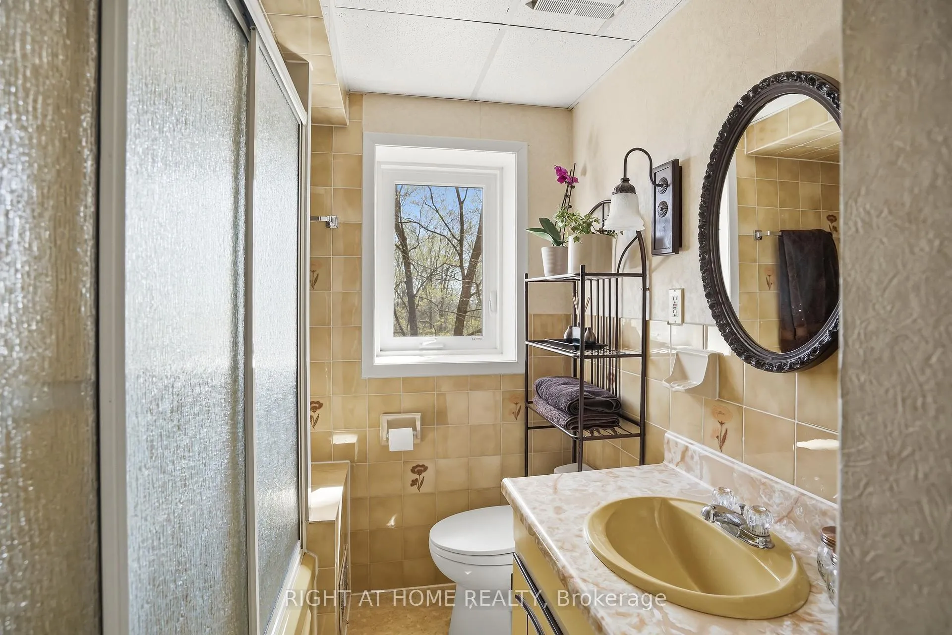Photo 38 of 7463 Bell School Line, Milton, Rural Milton West — HOMEH
