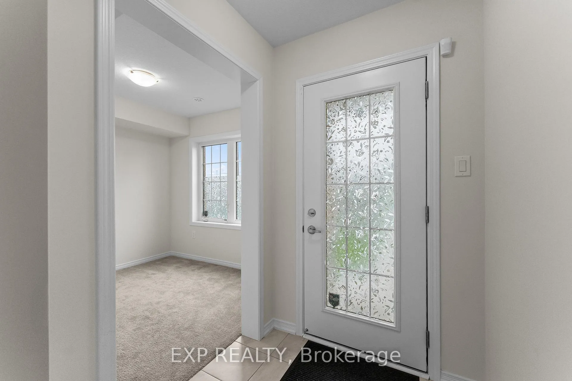 Photo 9 of Unit 35, 8317 Mulberry Drive, Niagara Falls, Brown — HOMEH