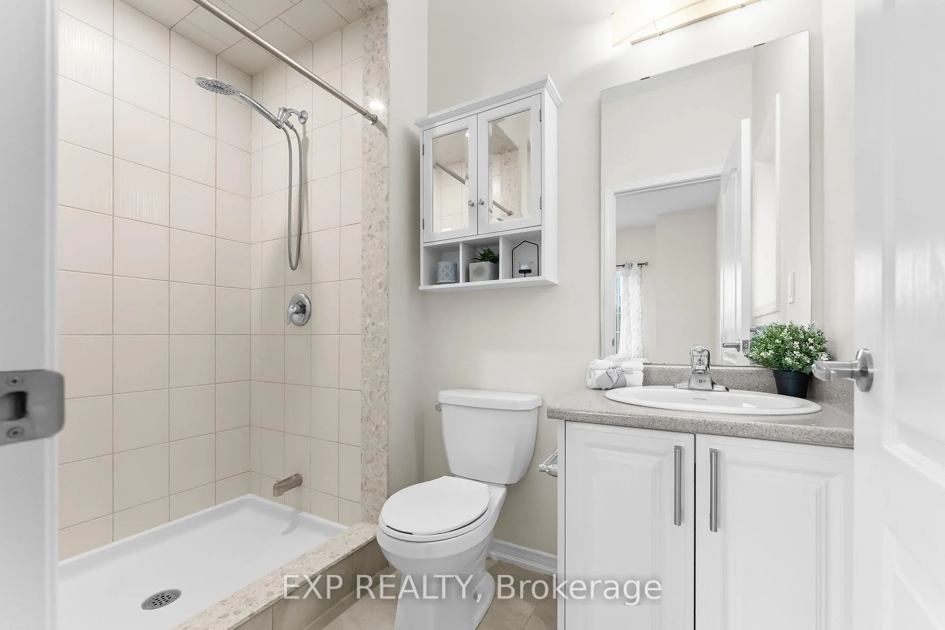 Photo 26 of Unit 35, 8317 Mulberry Drive, Niagara Falls, Brown — HOMEH