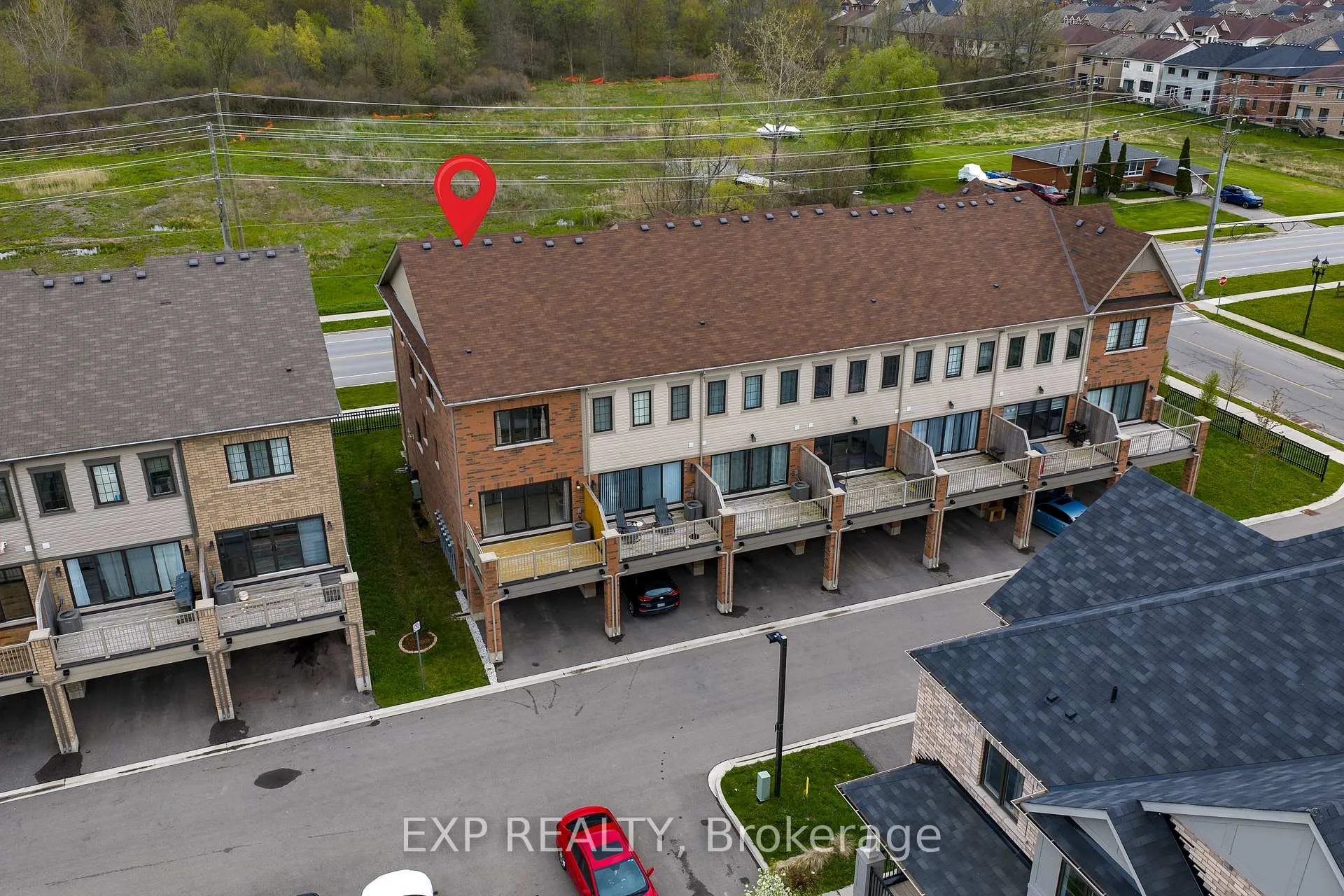 Photo 33 of Unit 35, 8317 Mulberry Drive, Niagara Falls, Brown — HOMEH