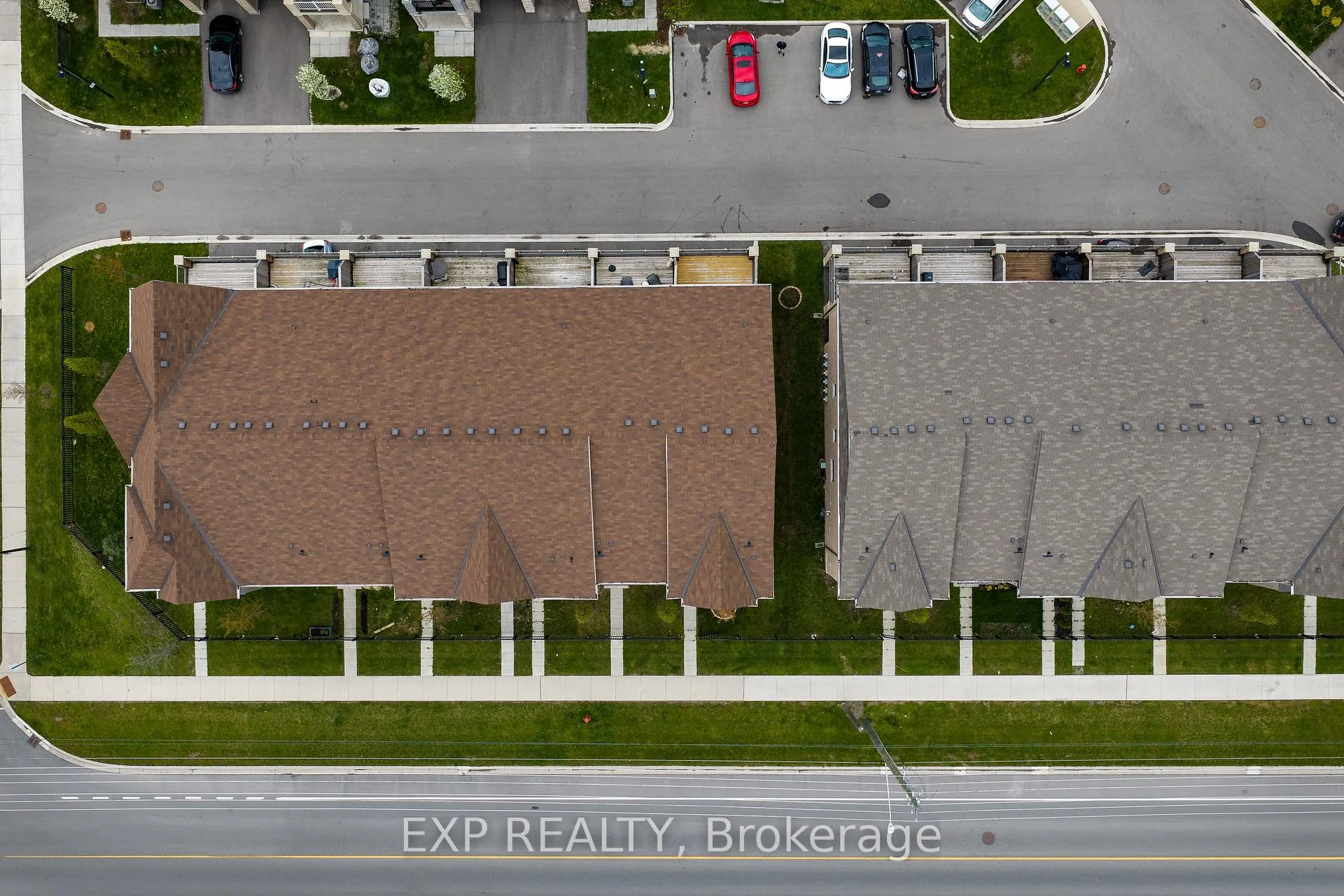 Photo 35 of Unit 35, 8317 Mulberry Drive, Niagara Falls, Brown — HOMEH
