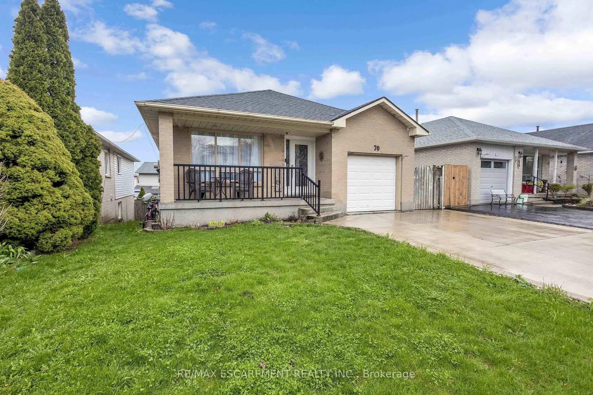 Photo 3 of 70 Ossington Drive, Hamilton, Broughton — HOMEH