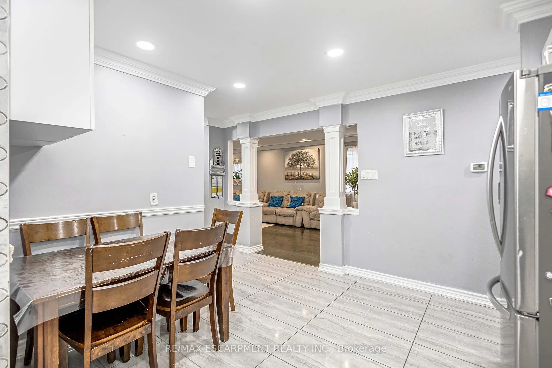 Photo 12 of 70 Ossington Drive, Hamilton, Broughton — HOMEH