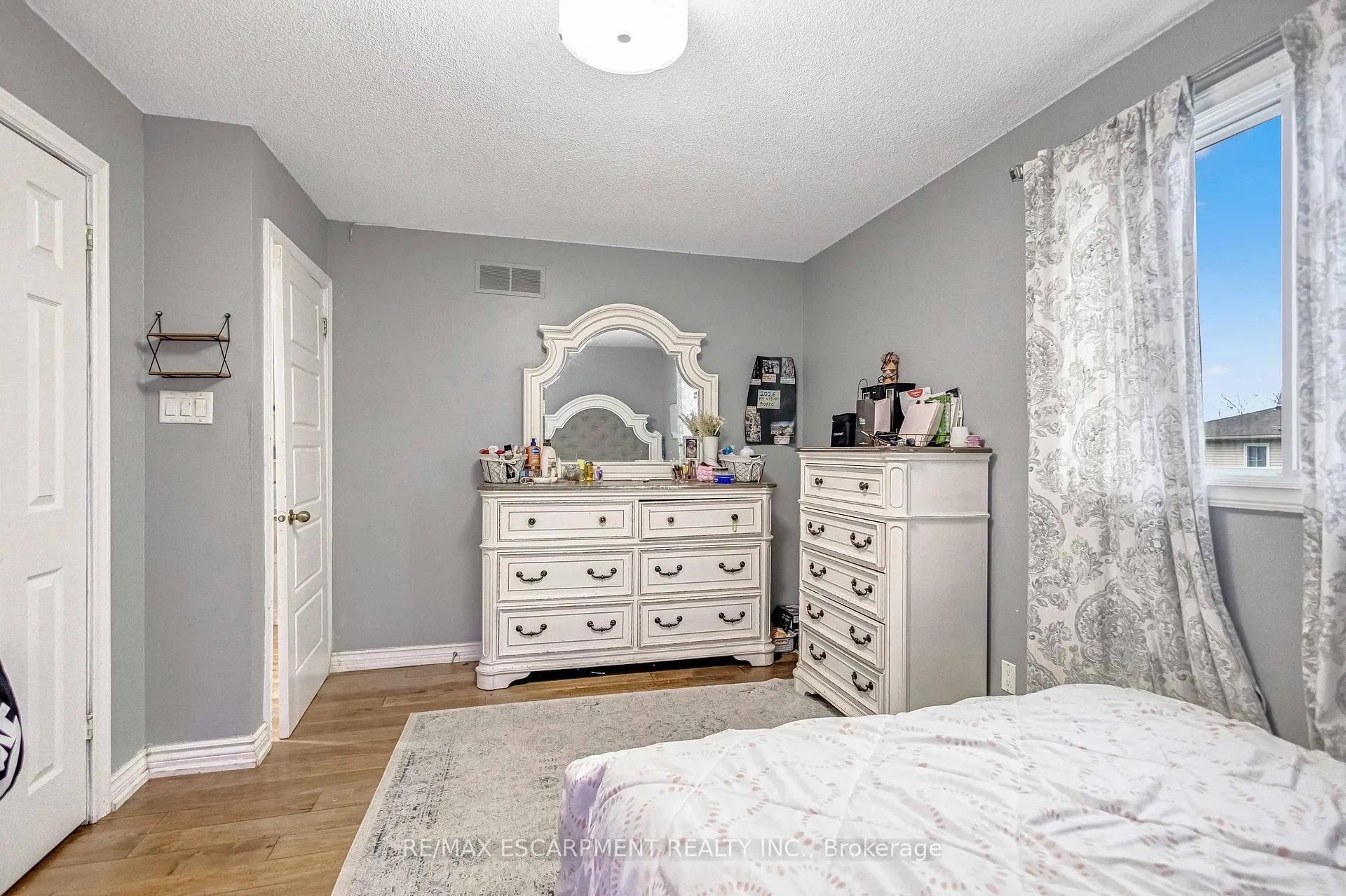 Photo 14 of 70 Ossington Drive, Hamilton, Broughton — HOMEH
