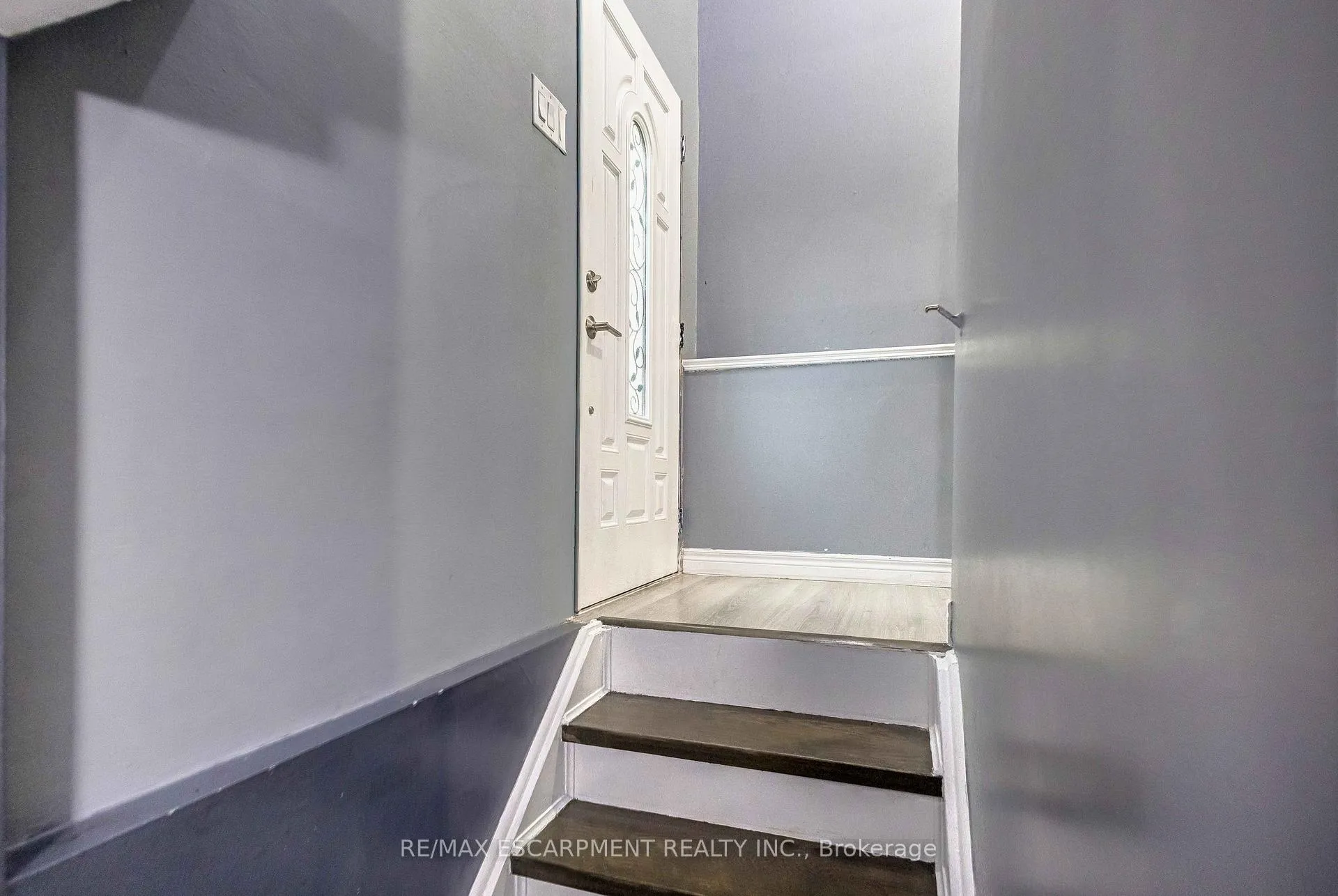 Photo 19 of 70 Ossington Drive, Hamilton, Broughton — HOMEH