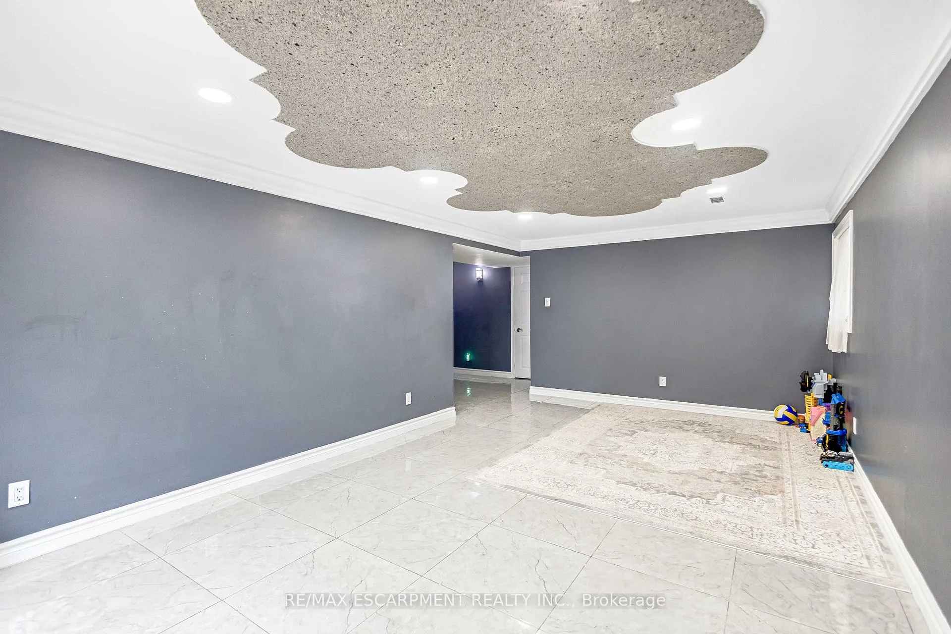 Photo 22 of 70 Ossington Drive, Hamilton, Broughton — HOMEH