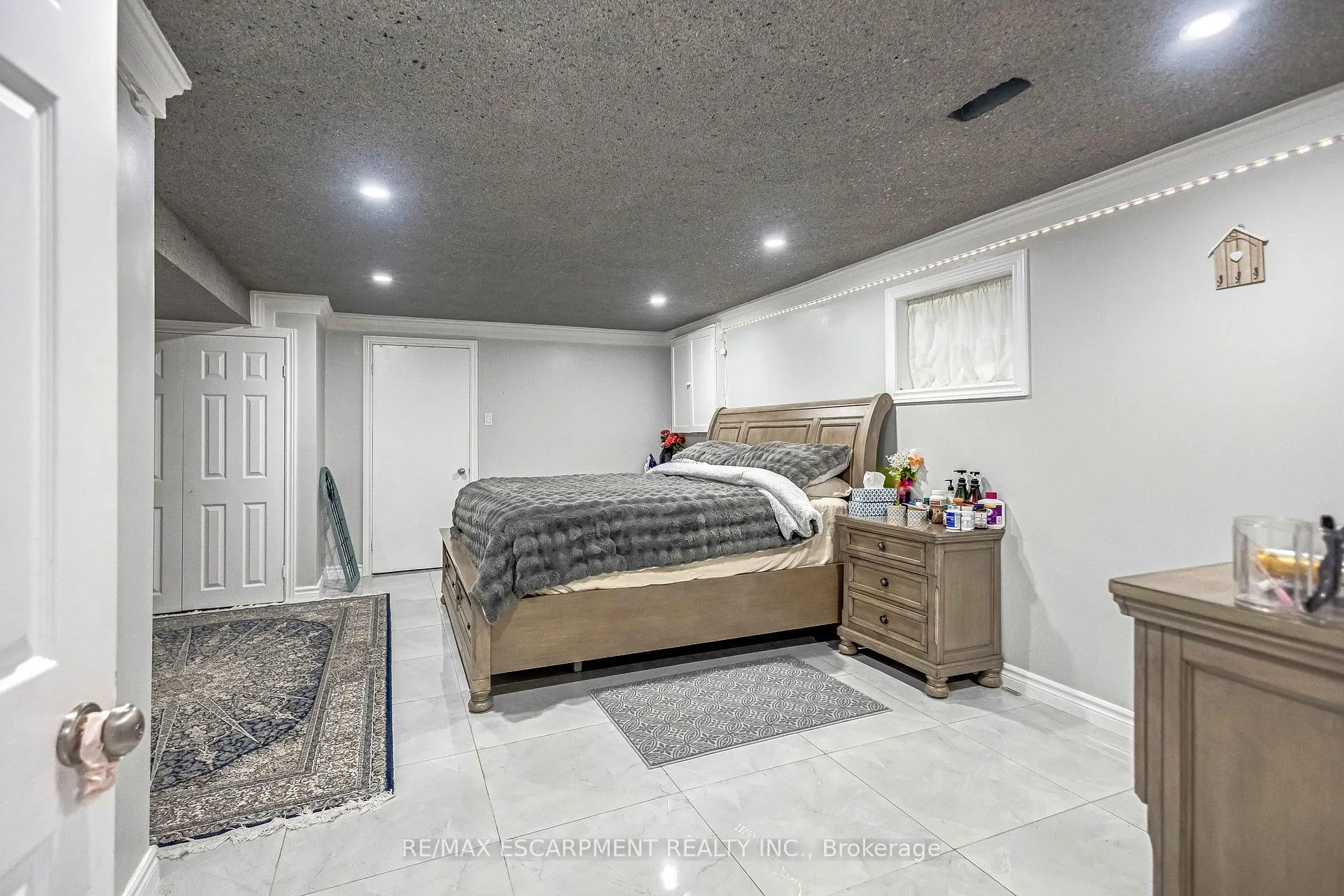 Photo 24 of 70 Ossington Drive, Hamilton, Broughton — HOMEH