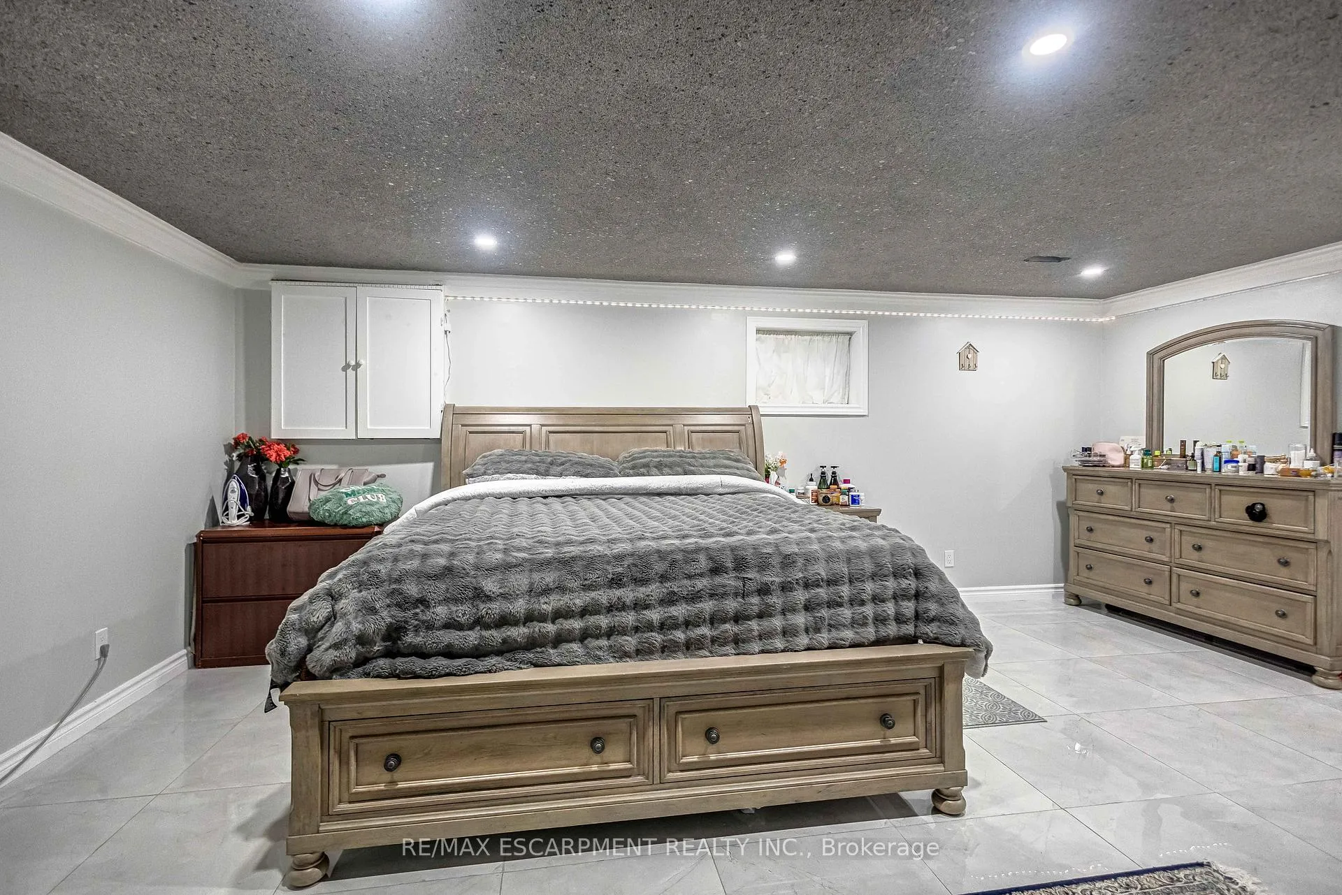 Photo 25 of 70 Ossington Drive, Hamilton, Broughton — HOMEH