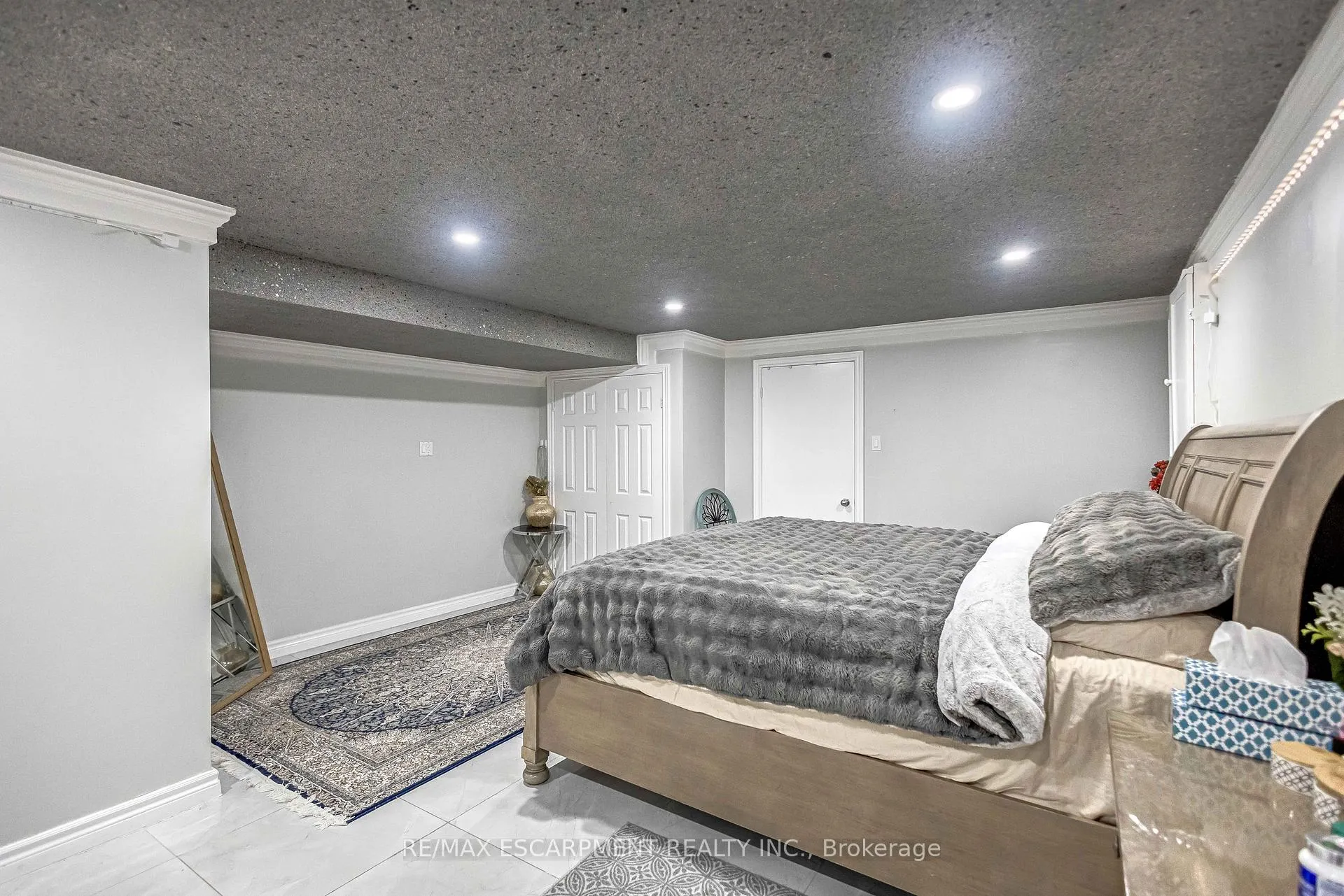 Photo 26 of 70 Ossington Drive, Hamilton, Broughton — HOMEH