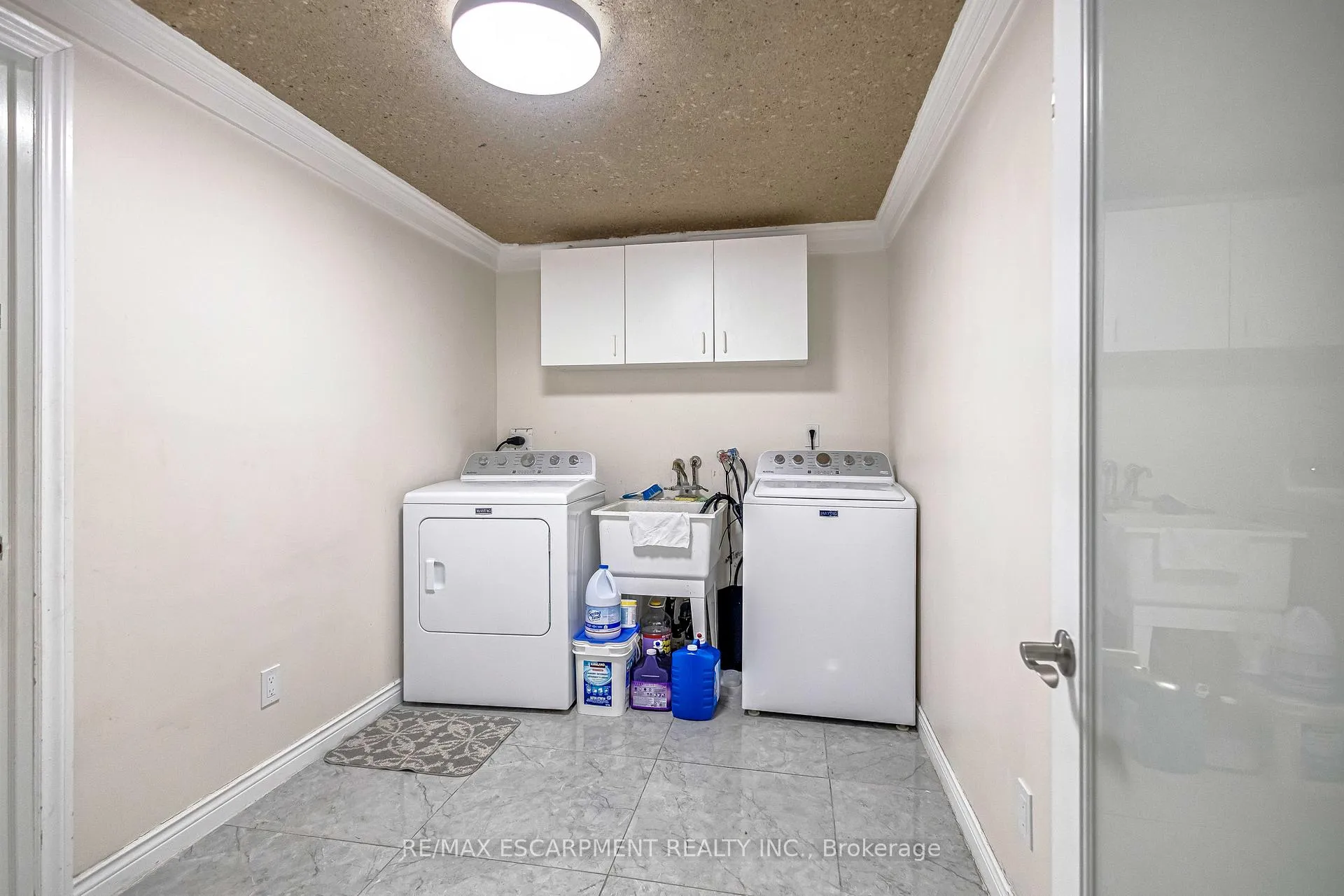 Photo 29 of 70 Ossington Drive, Hamilton, Broughton — HOMEH