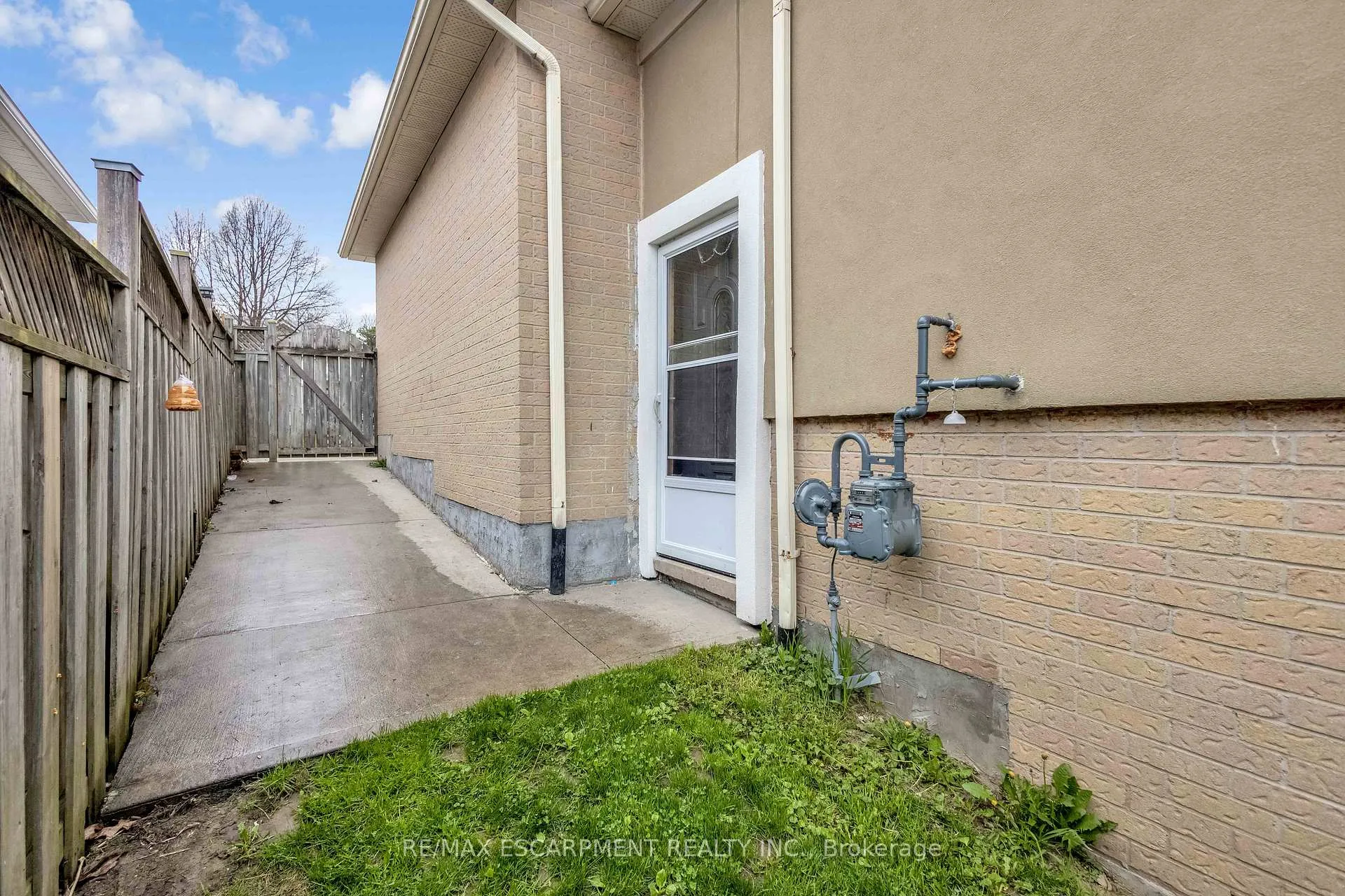 Photo 31 of 70 Ossington Drive, Hamilton, Broughton — HOMEH