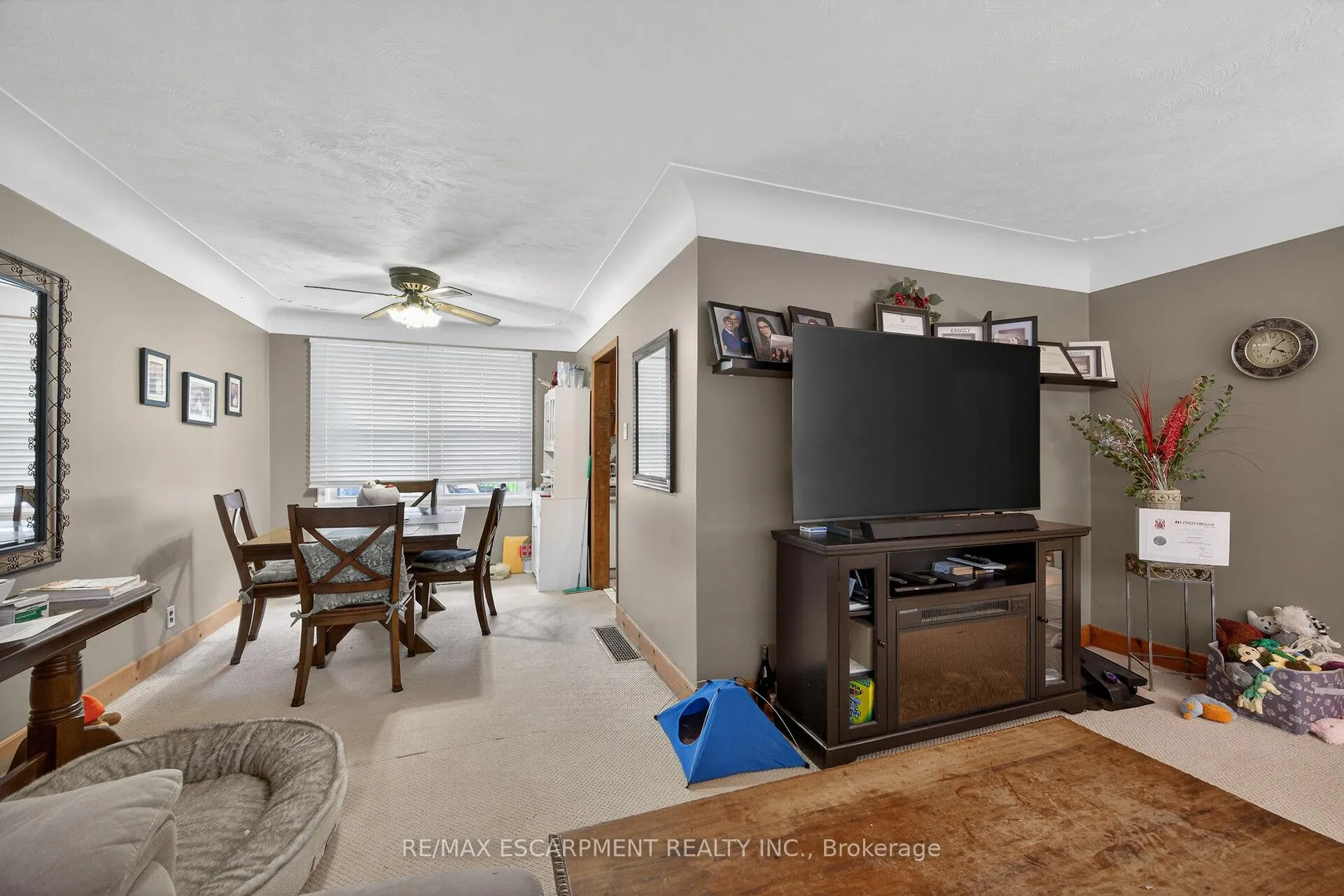Photo 7 of 186 Seneca Avenue, Hamilton, Rural Glanbrook — HOMEH