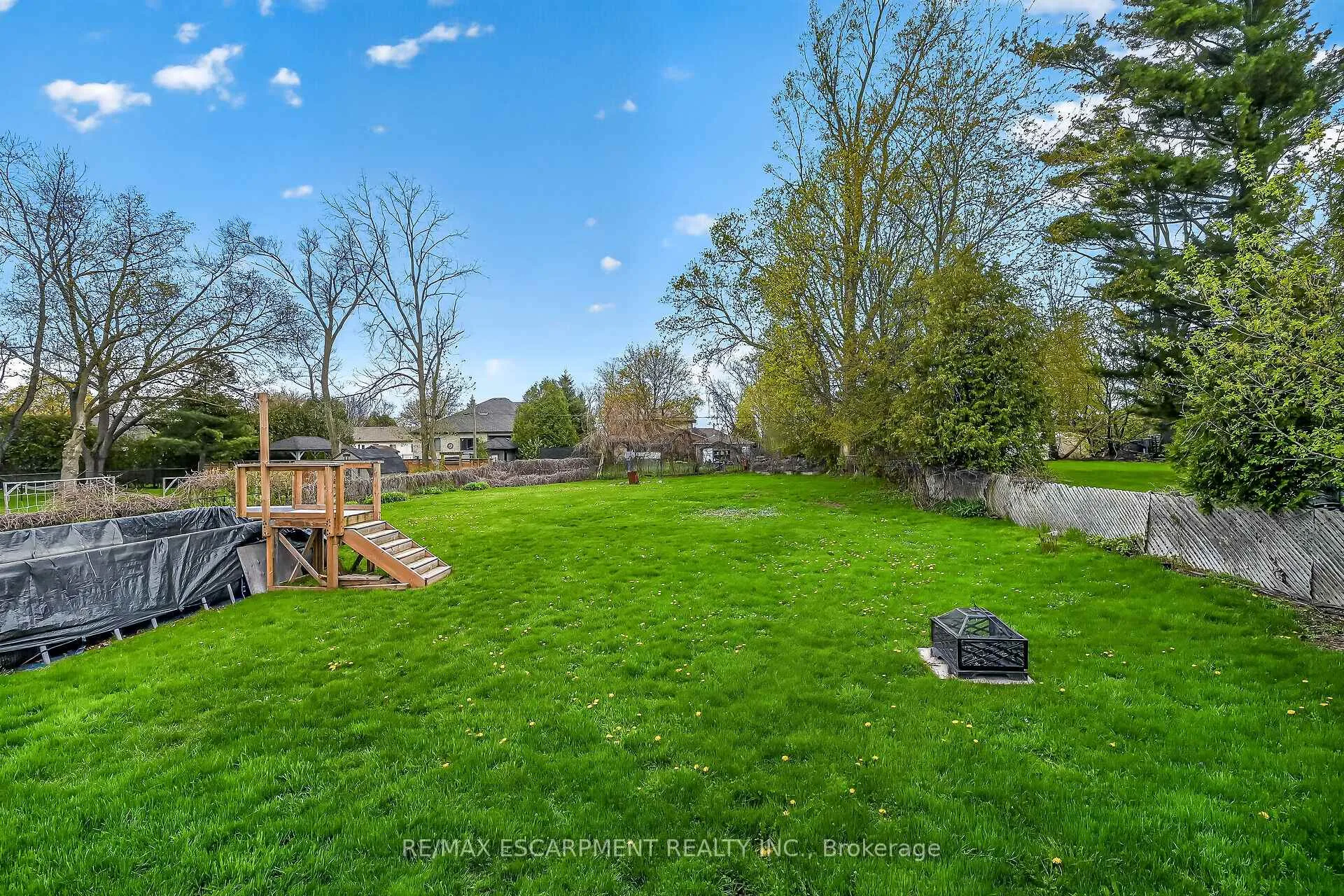 Photo 38 of 186 Seneca Avenue, Hamilton, Rural Glanbrook — HOMEH