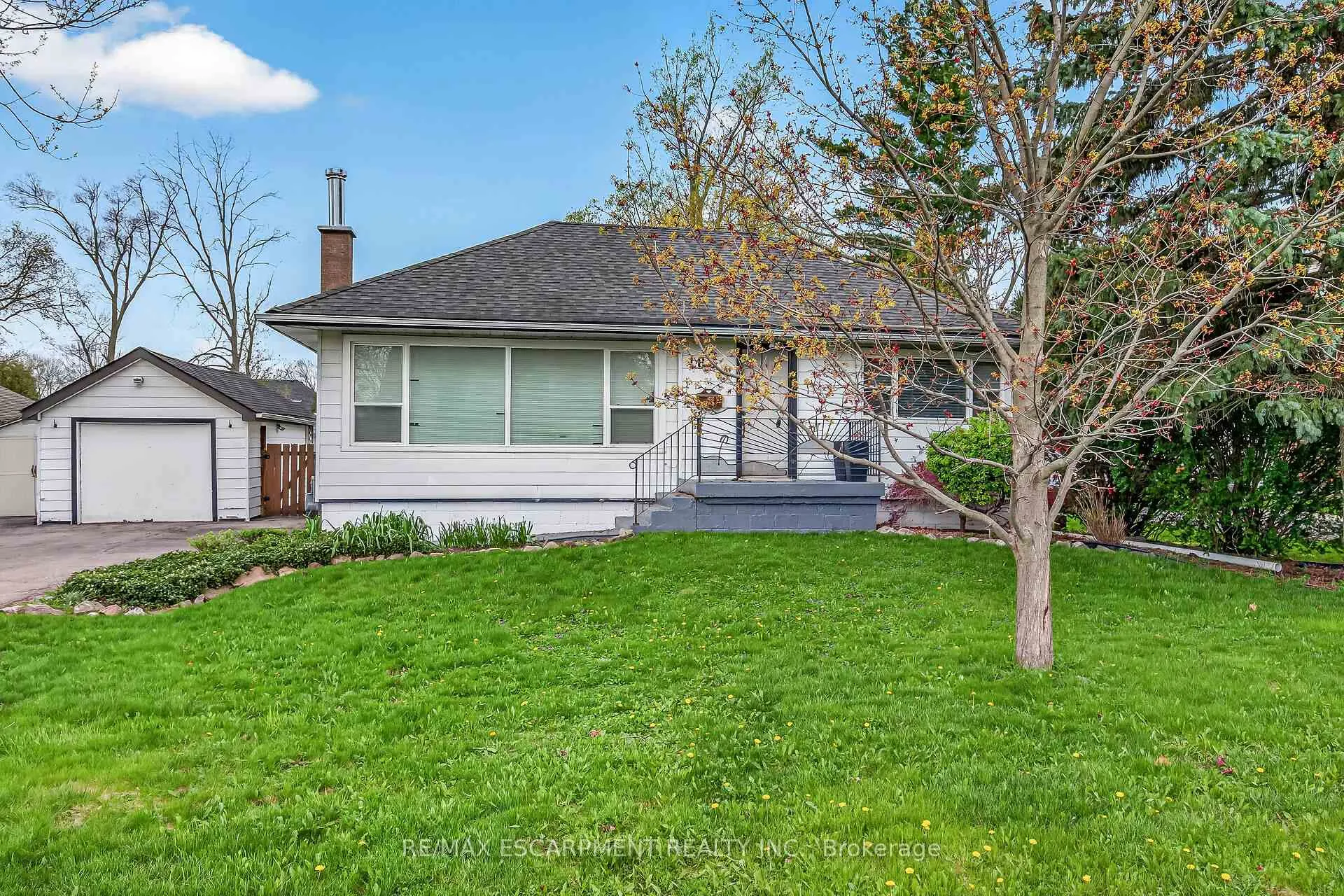 Photo 48 of 186 Seneca Avenue, Hamilton, Rural Glanbrook — HOMEH