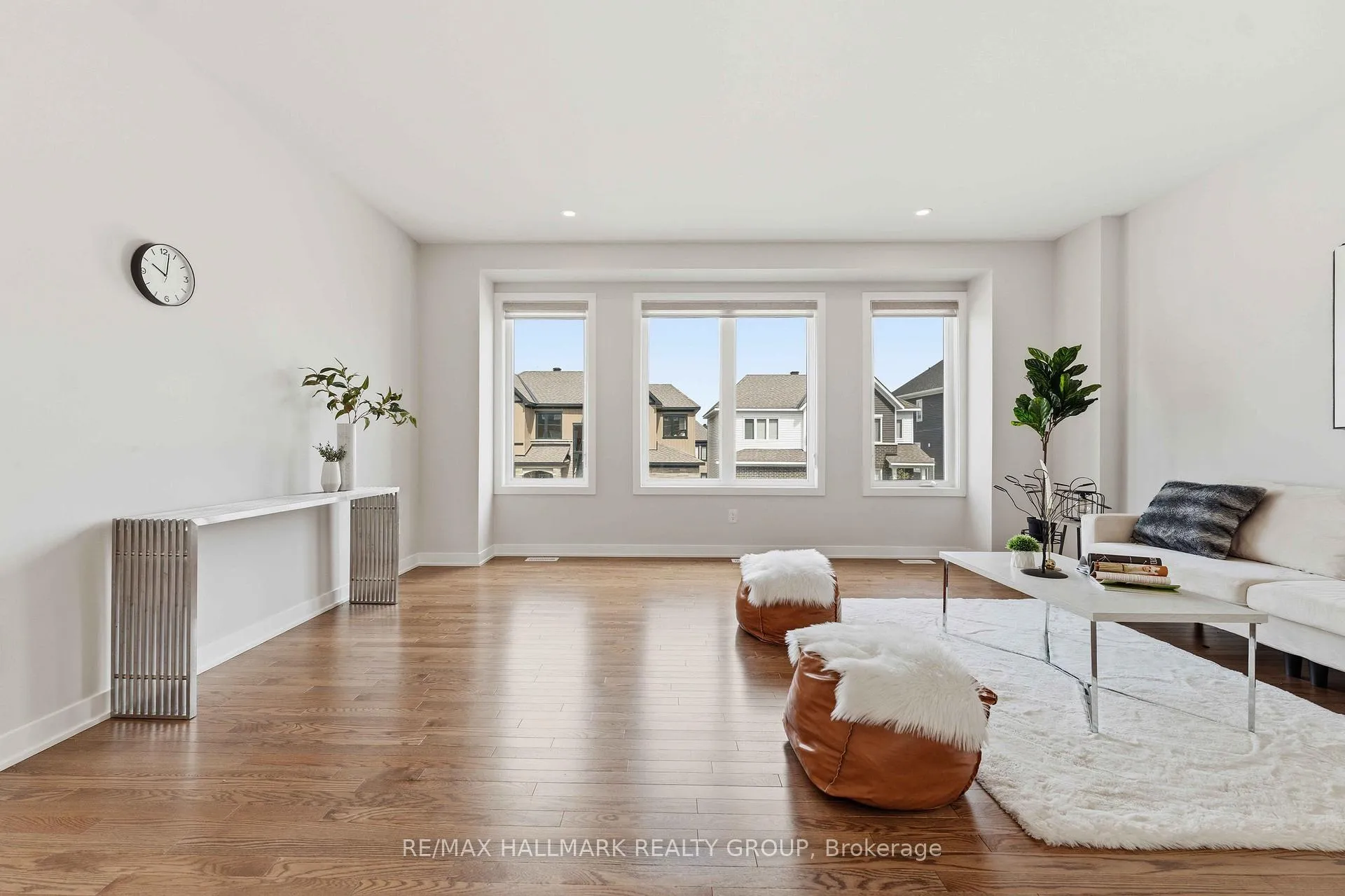 Photo 3 of 404 Appalachian Circle, Ottawa, Barrhaven - Half Moon Bay — HOMEH