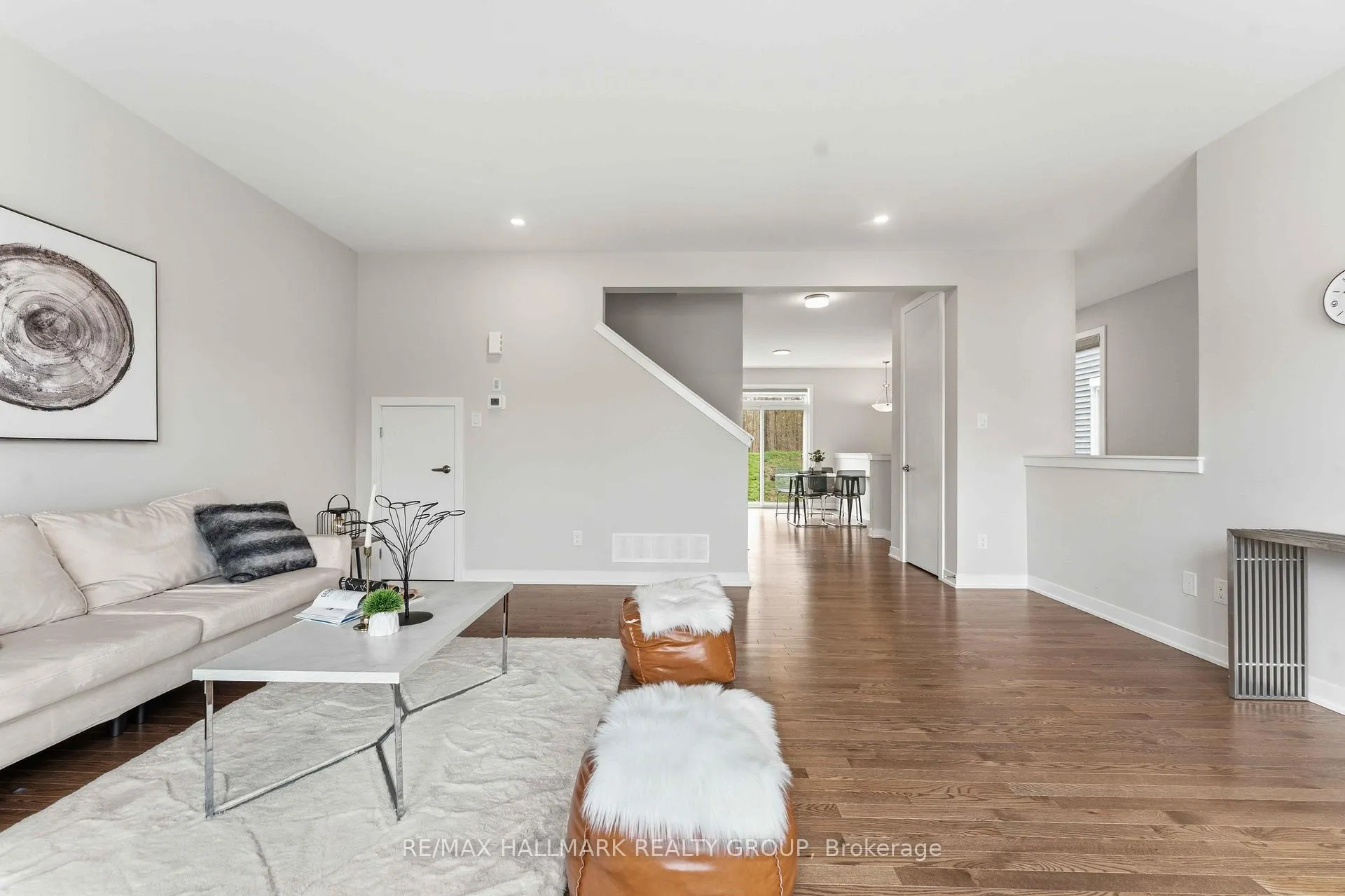 Photo 7 of 404 Appalachian Circle, Ottawa, Barrhaven - Half Moon Bay — HOMEH