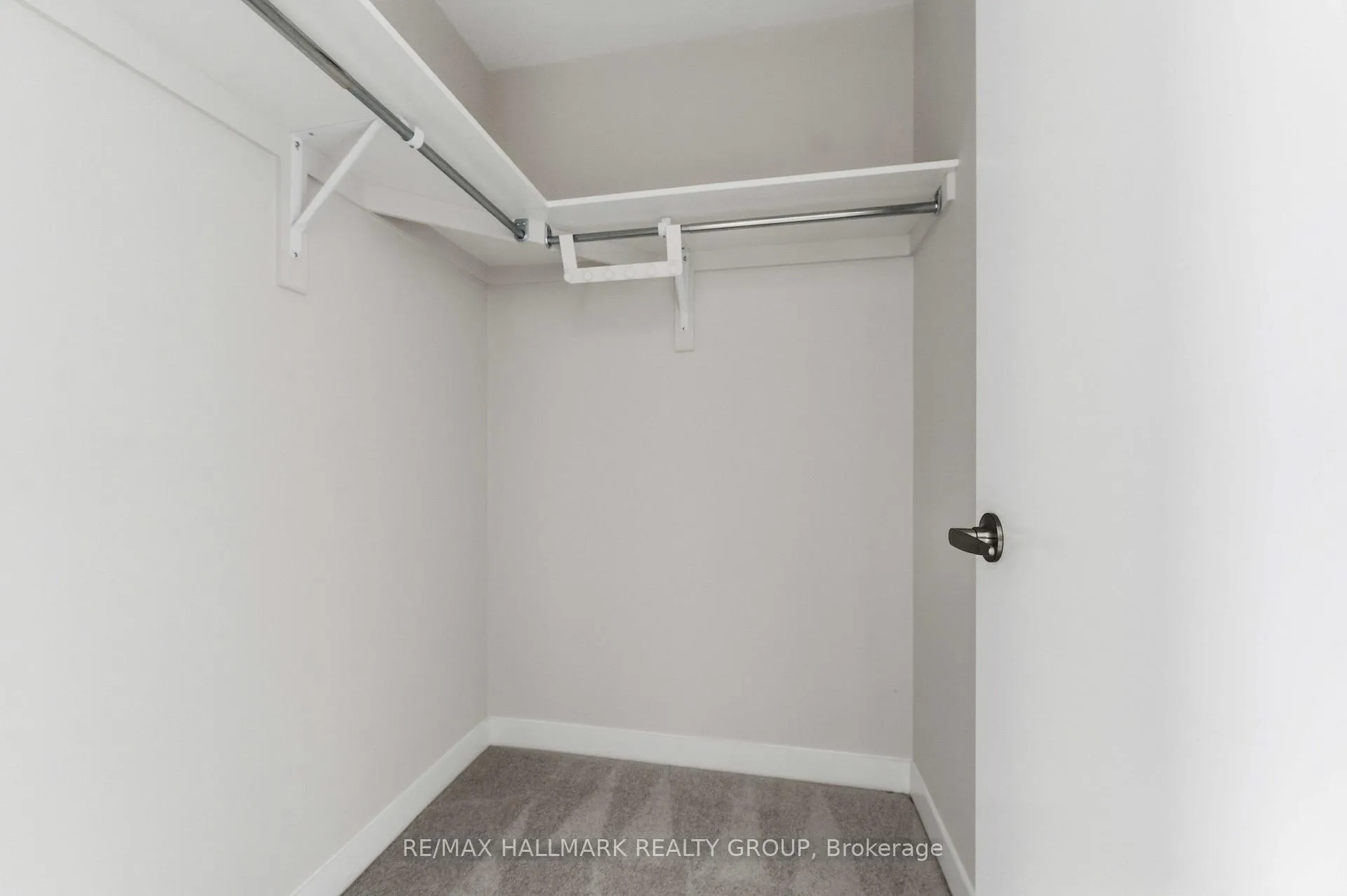 Photo 20 of 404 Appalachian Circle, Ottawa, Barrhaven - Half Moon Bay — HOMEH