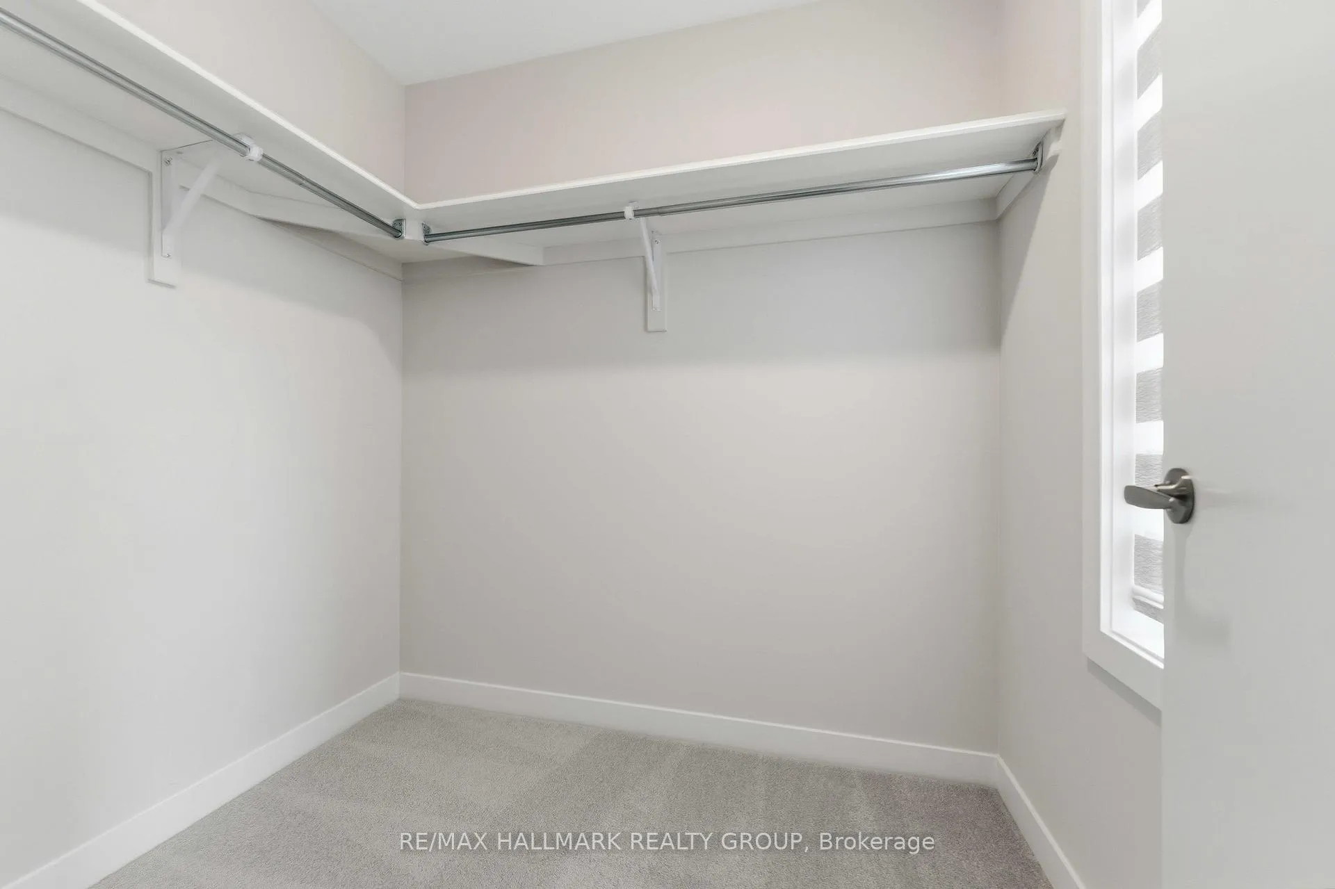 Photo 23 of 404 Appalachian Circle, Ottawa, Barrhaven - Half Moon Bay — HOMEH
