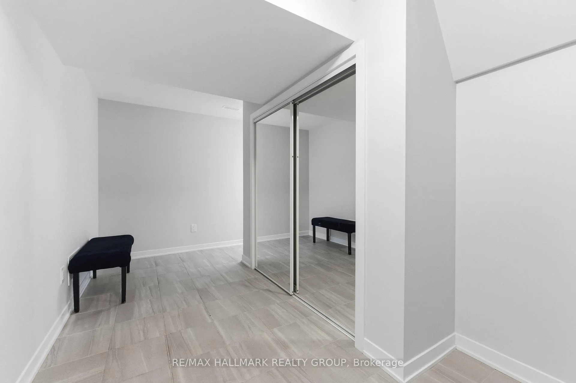 Photo 35 of 404 Appalachian Circle, Ottawa, Barrhaven - Half Moon Bay — HOMEH