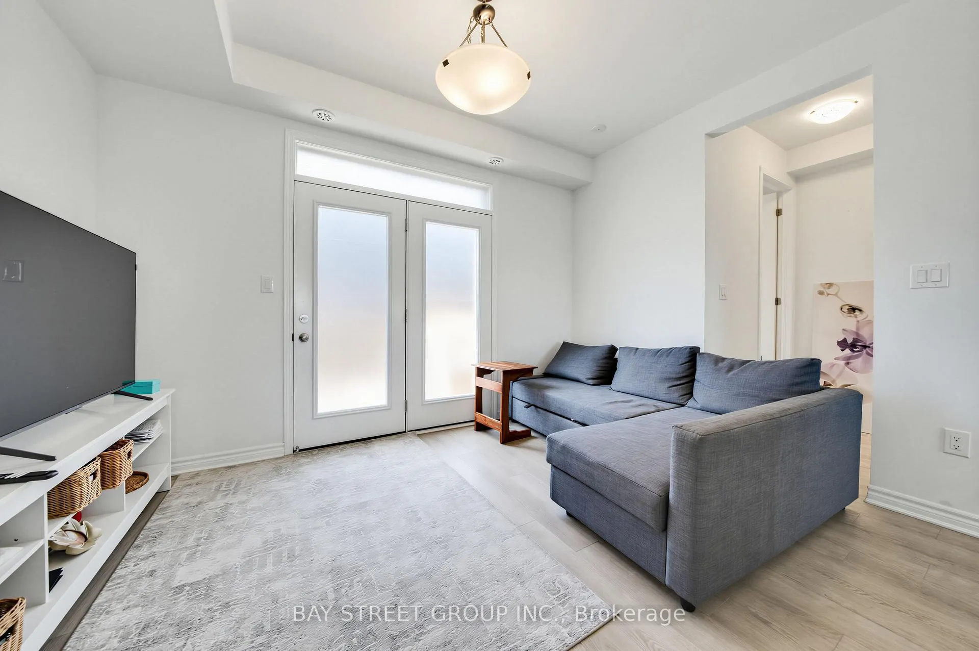 Photo 14 of 1399 Shevchenko Boulevard, Oakville, Northwest — HOMEH