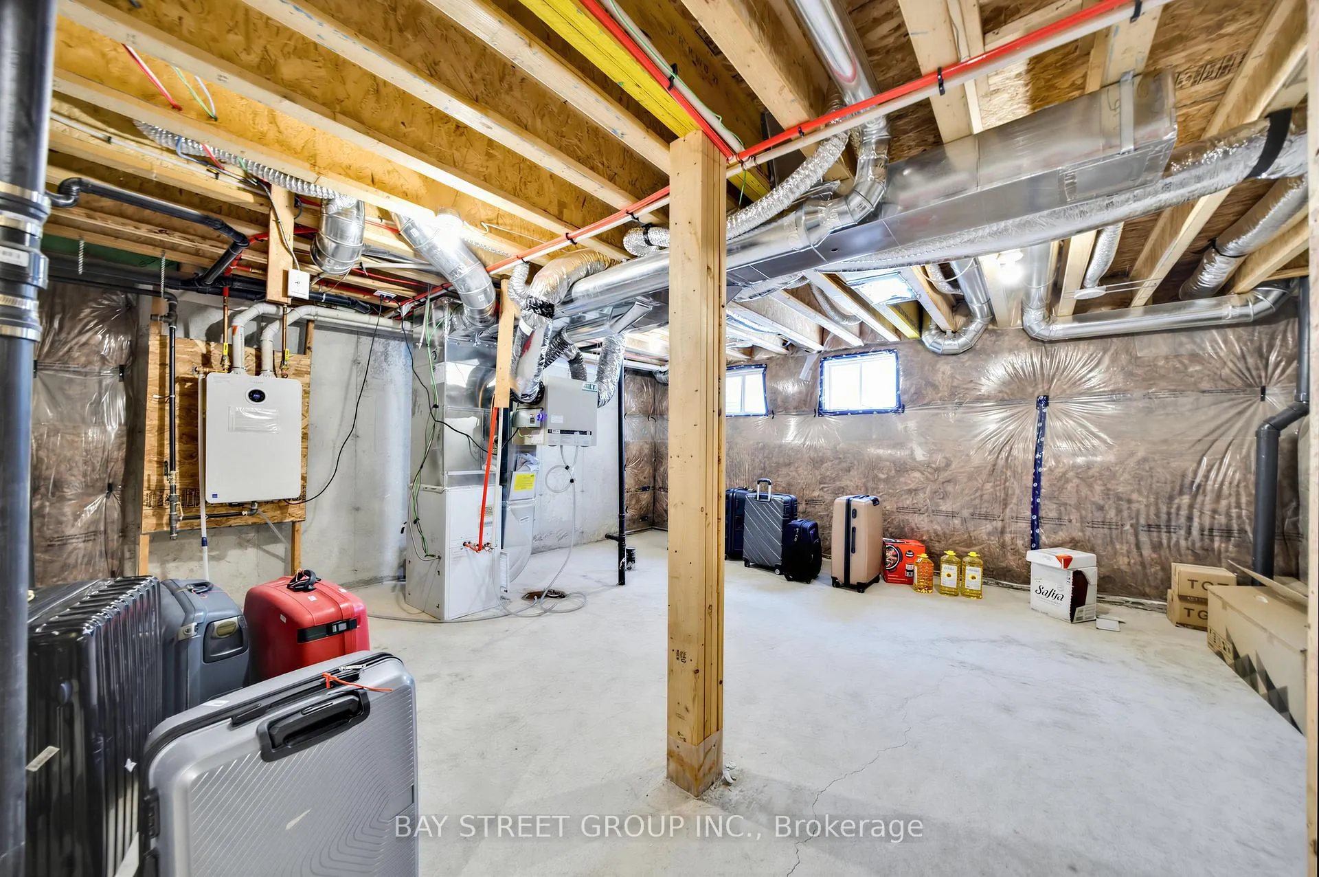 Photo 30 of 1399 Shevchenko Boulevard, Oakville, Northwest — HOMEH