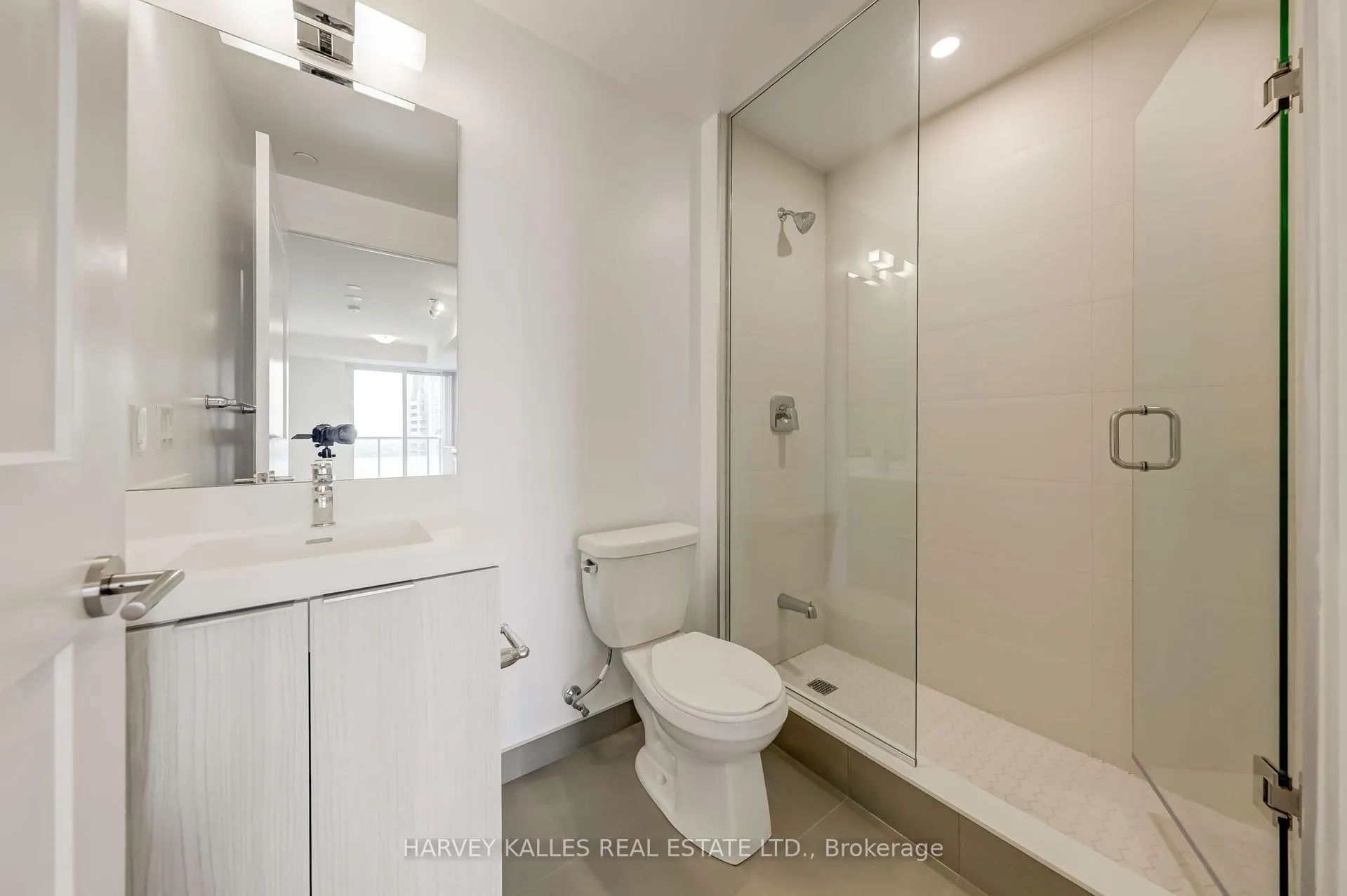 Photo 22 of Unit 3214, 50 Dunfield Avenue, Toronto, Mount Pleasant West — HOMEH