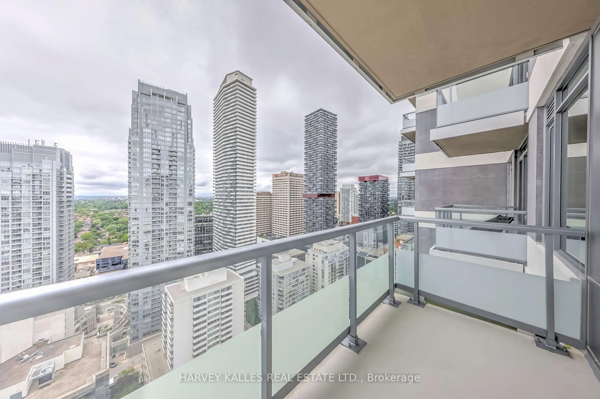 Photo 24 of Unit 3214, 50 Dunfield Avenue, Toronto, Mount Pleasant West — HOMEH