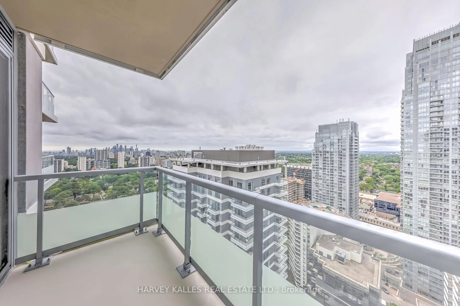 Photo 25 of Unit 3214, 50 Dunfield Avenue, Toronto, Mount Pleasant West — HOMEH