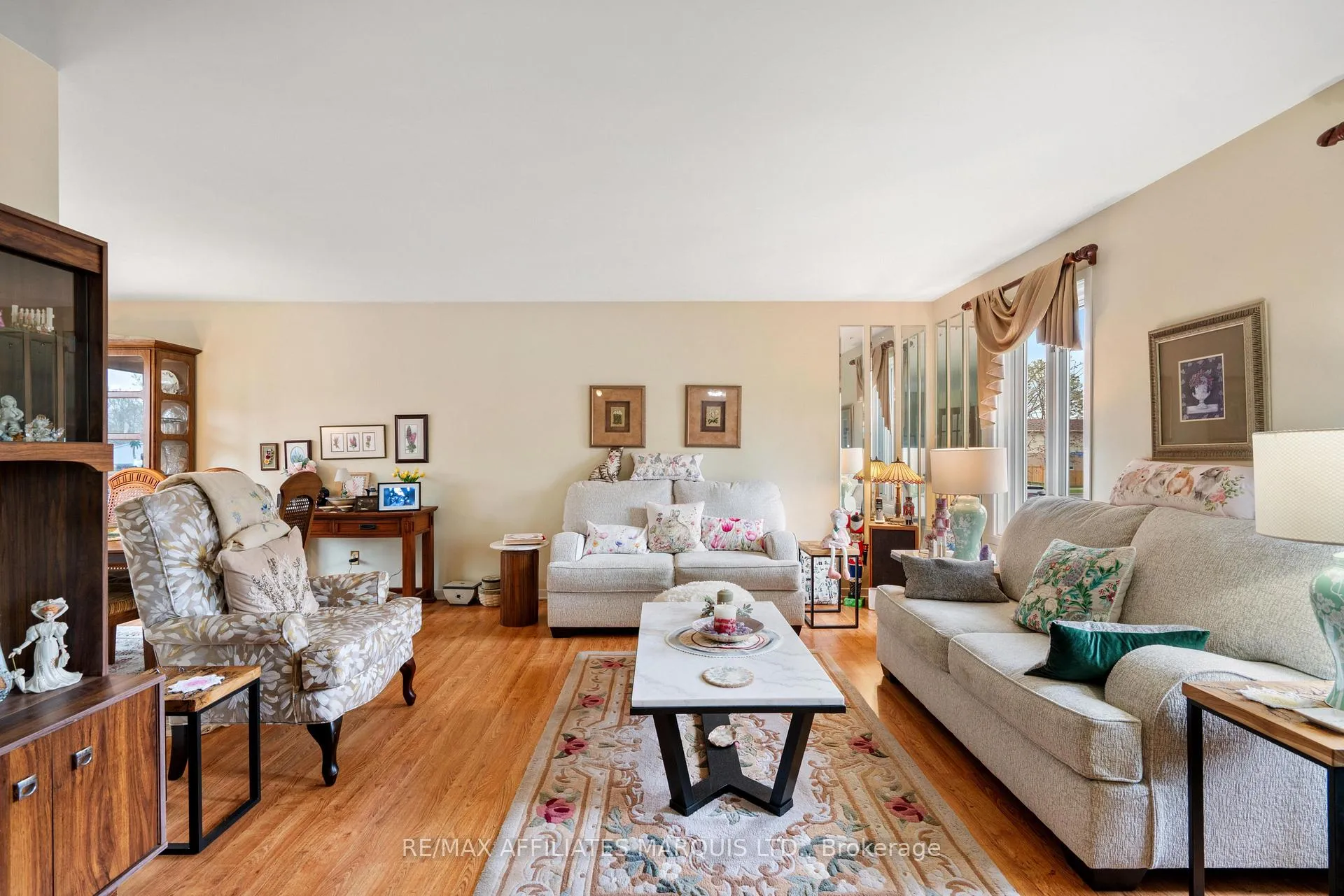 Photo 8 of 1412 Lochiel Street, Cornwall — HOMEH