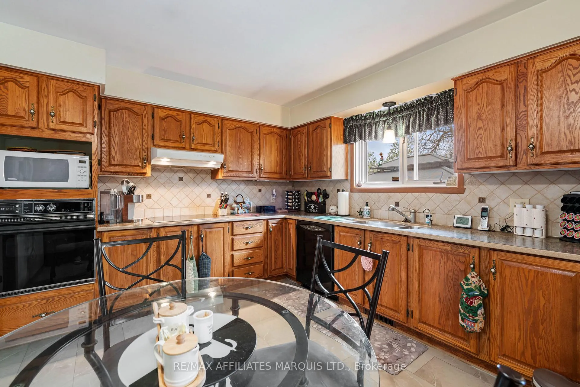 Photo 14 of 1412 Lochiel Street, Cornwall — HOMEH