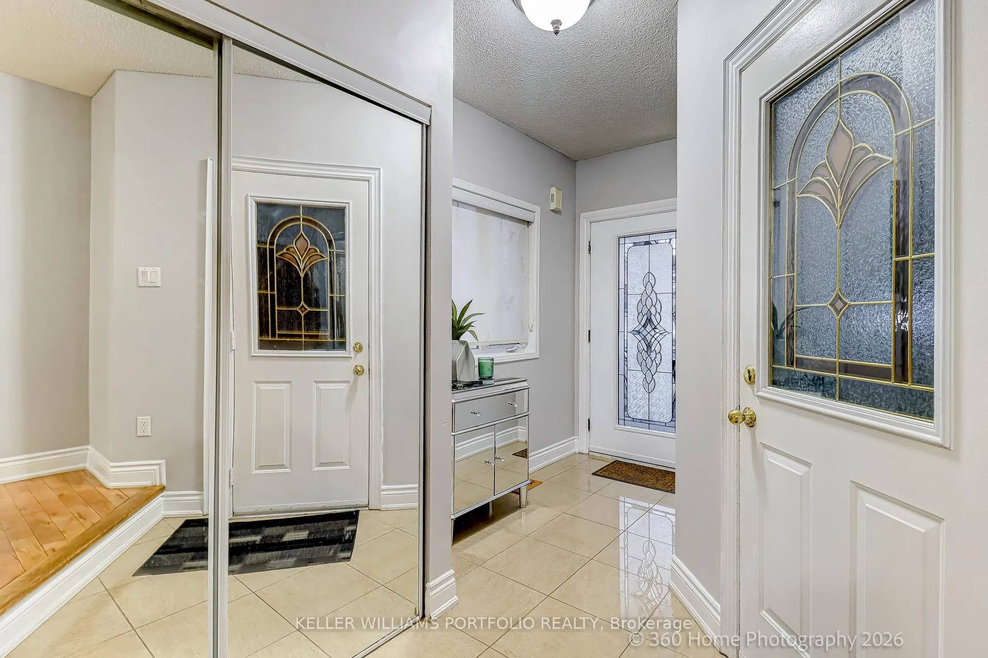 Photo 4 of 45 Olympia Crescent, Brampton, Fletcher's Meadow — HOMEH