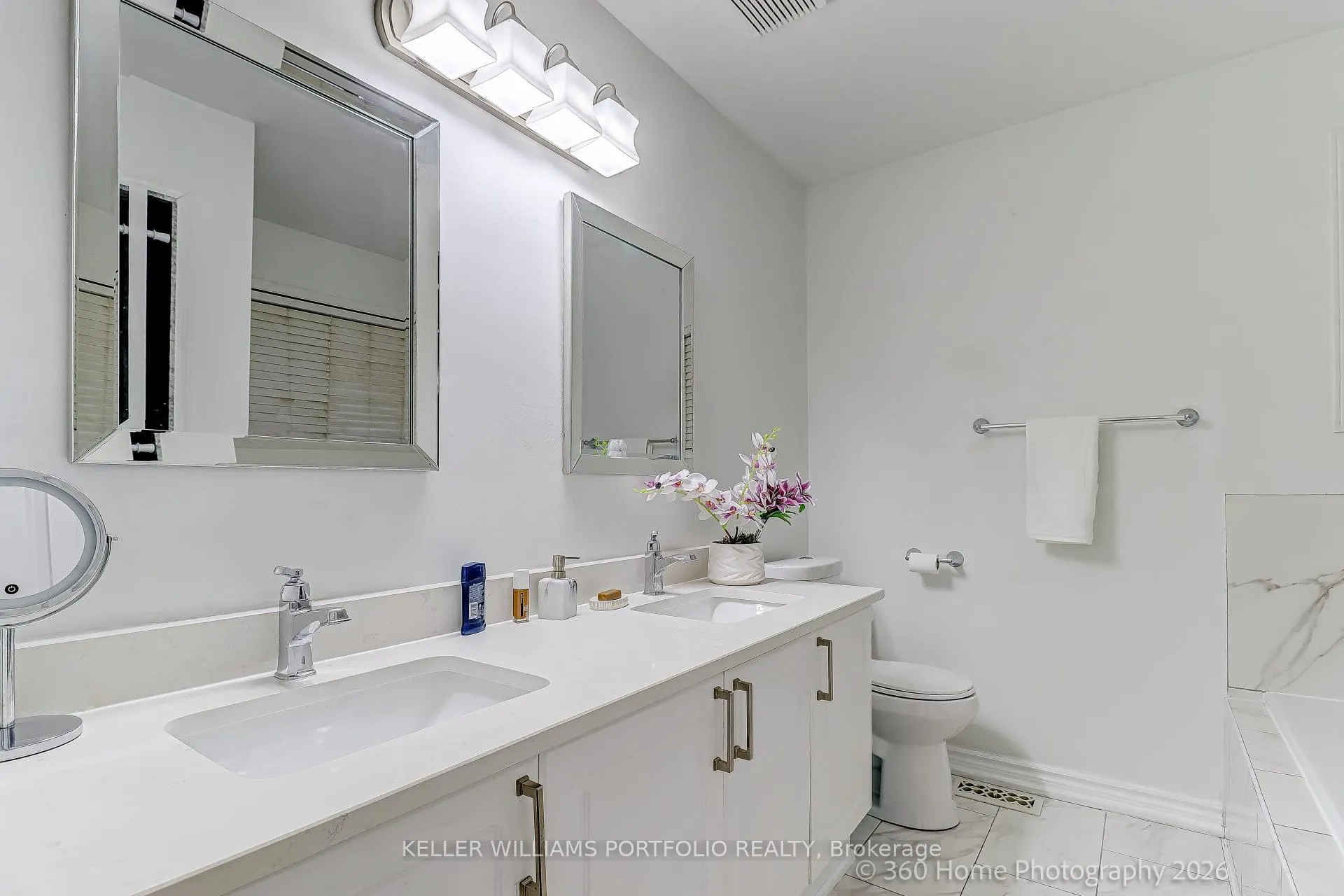 Photo 17 of 45 Olympia Crescent, Brampton, Fletcher's Meadow — HOMEH
