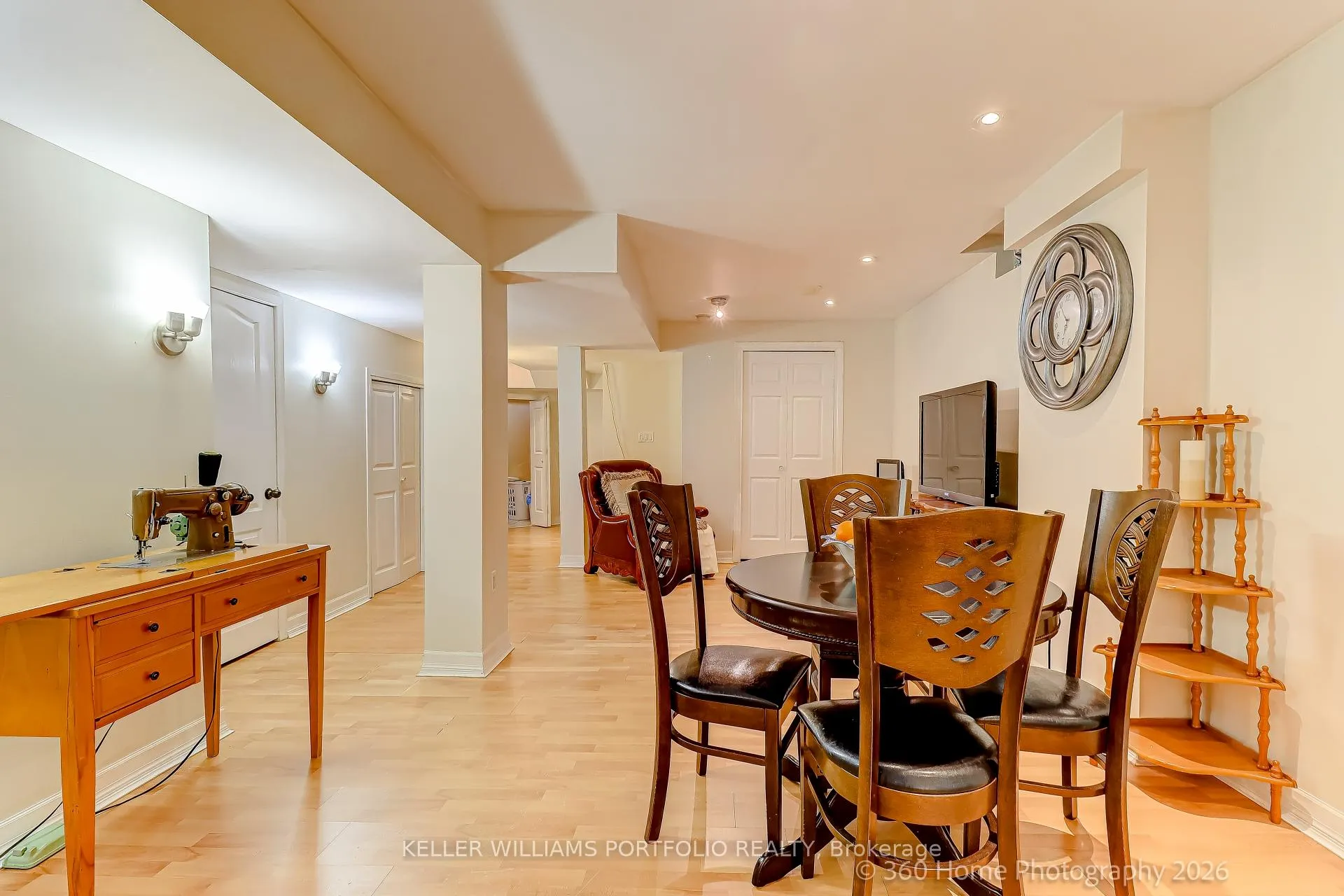 Photo 20 of 45 Olympia Crescent, Brampton, Fletcher's Meadow — HOMEH