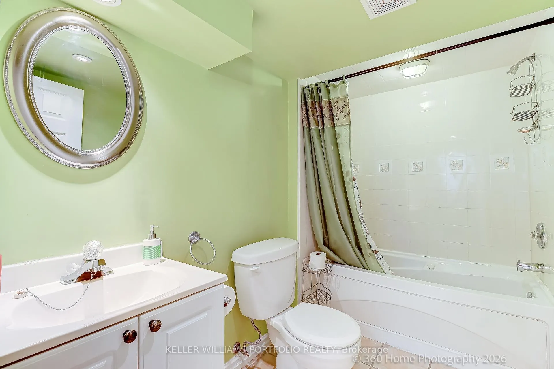 Photo 21 of 45 Olympia Crescent, Brampton, Fletcher's Meadow — HOMEH