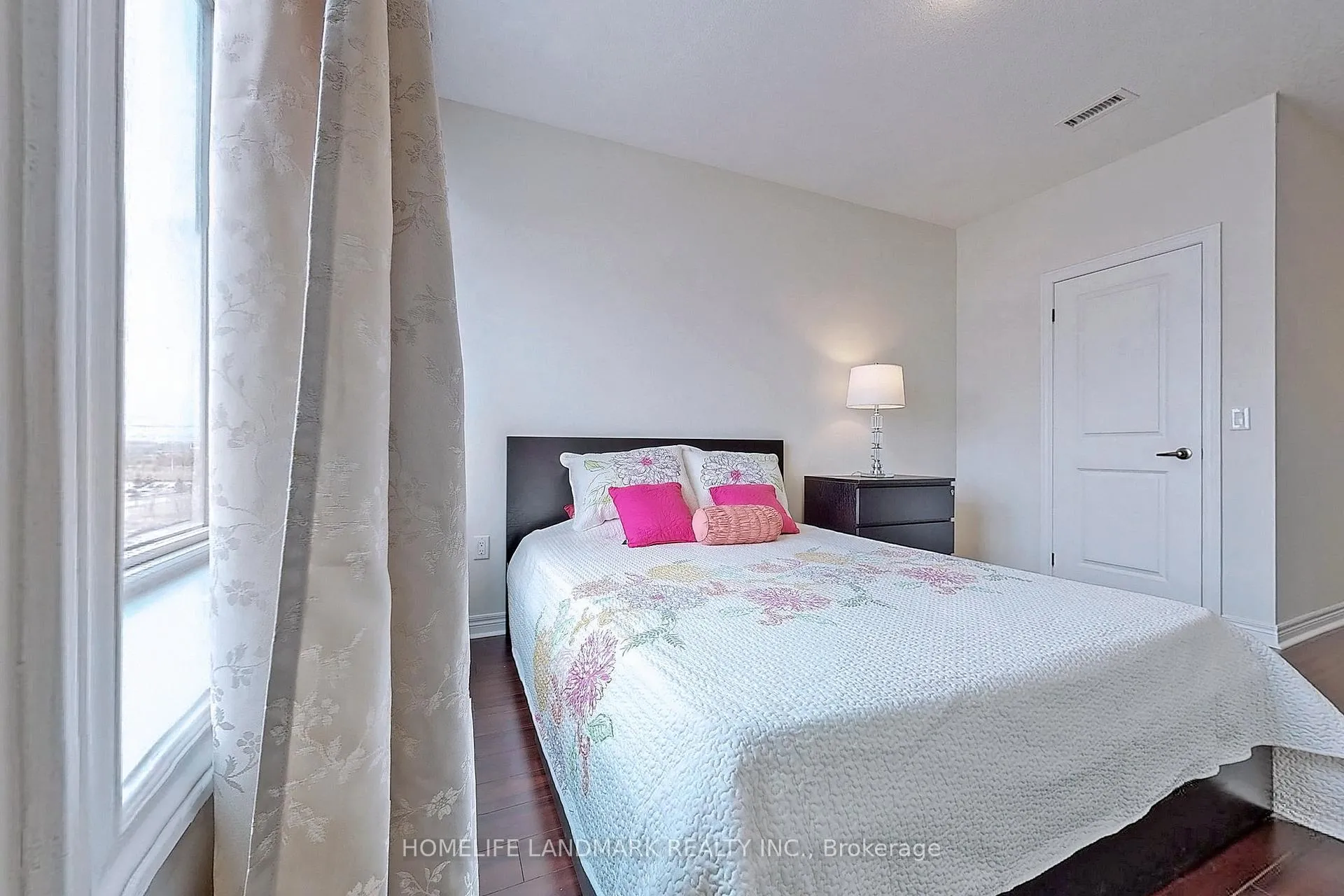 Photo 8 of Unit 618, 39 New Delhi Drive, Markham, Cedarwood — HOMEH