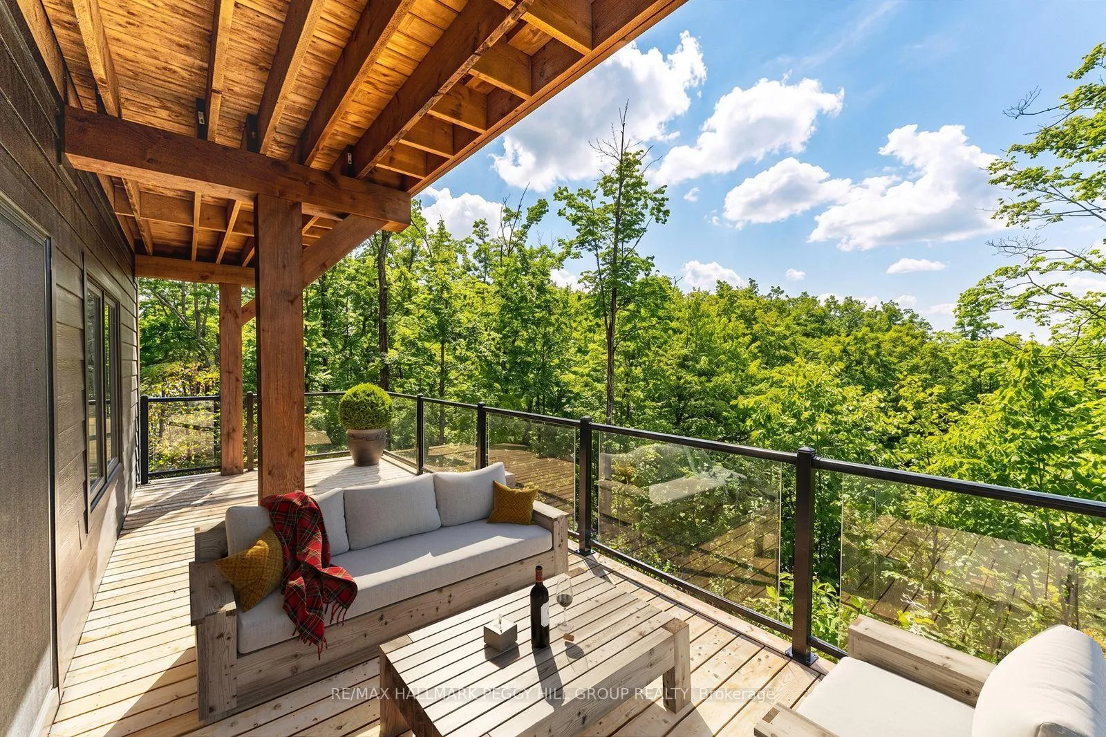 Photo 12 of 3316 Line 4 N, Oro-Medonte, Horseshoe Valley — HOMEH