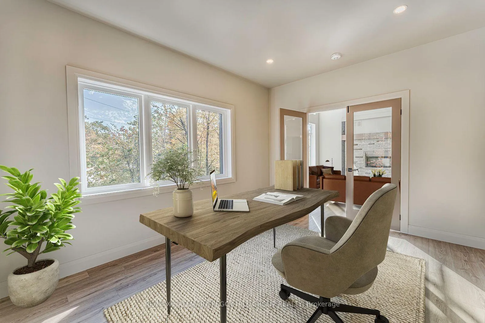 Photo 14 of 3316 Line 4 N, Oro-Medonte, Horseshoe Valley — HOMEH