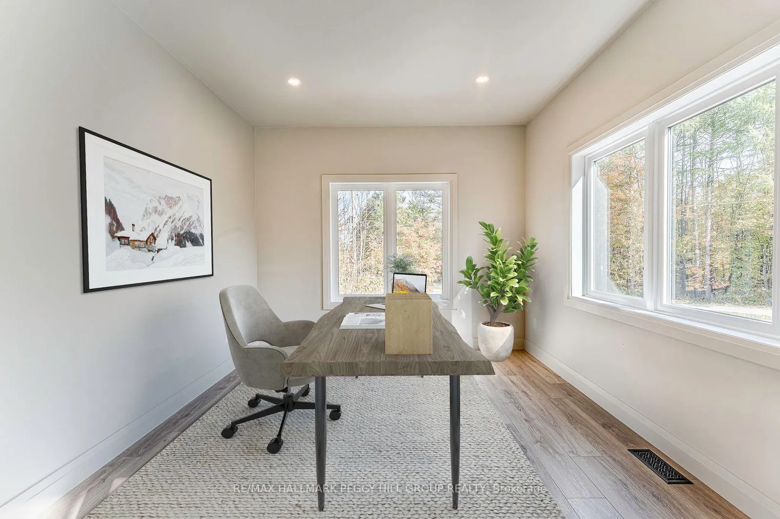 Photo 15 of 3316 Line 4 N, Oro-Medonte, Horseshoe Valley — HOMEH