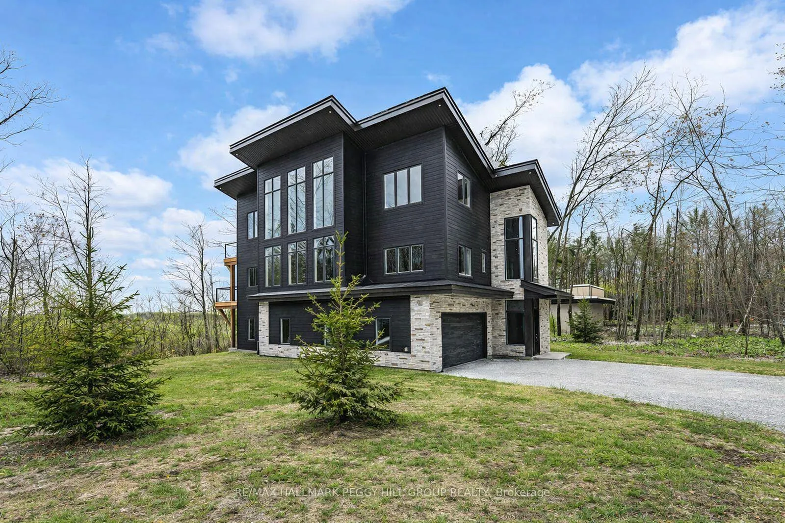Photo 34 of 3316 Line 4 N, Oro-Medonte, Horseshoe Valley — HOMEH