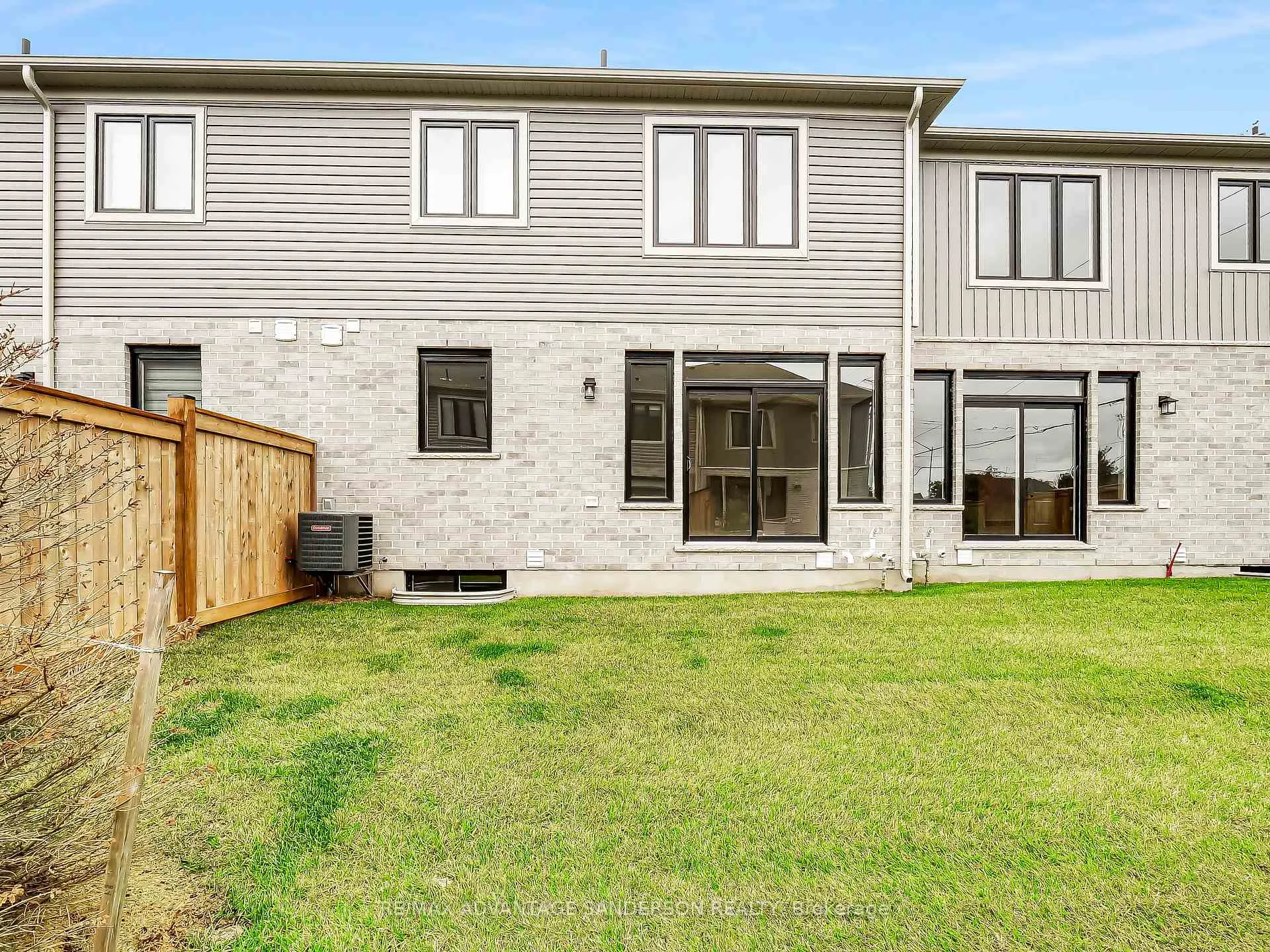 Photo 6 of Unit 126, 93 Stonefield Lane, Middlesex Centre, Ilderton — HOMEH