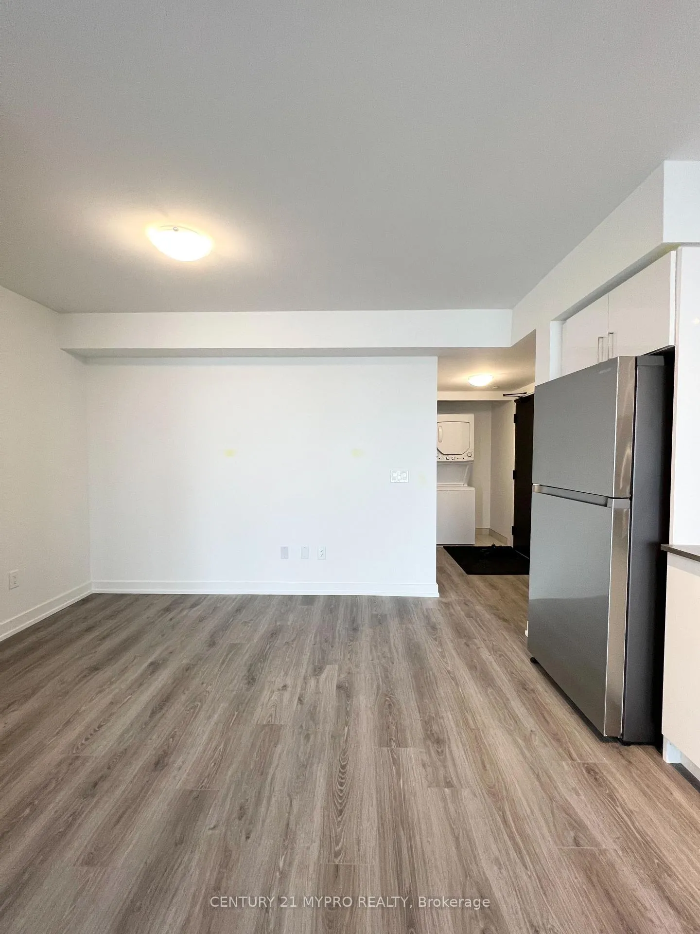 Photo 5 of Unit 1408, 1480 Bayly Street, Pickering, Bay Ridges — HOMEH