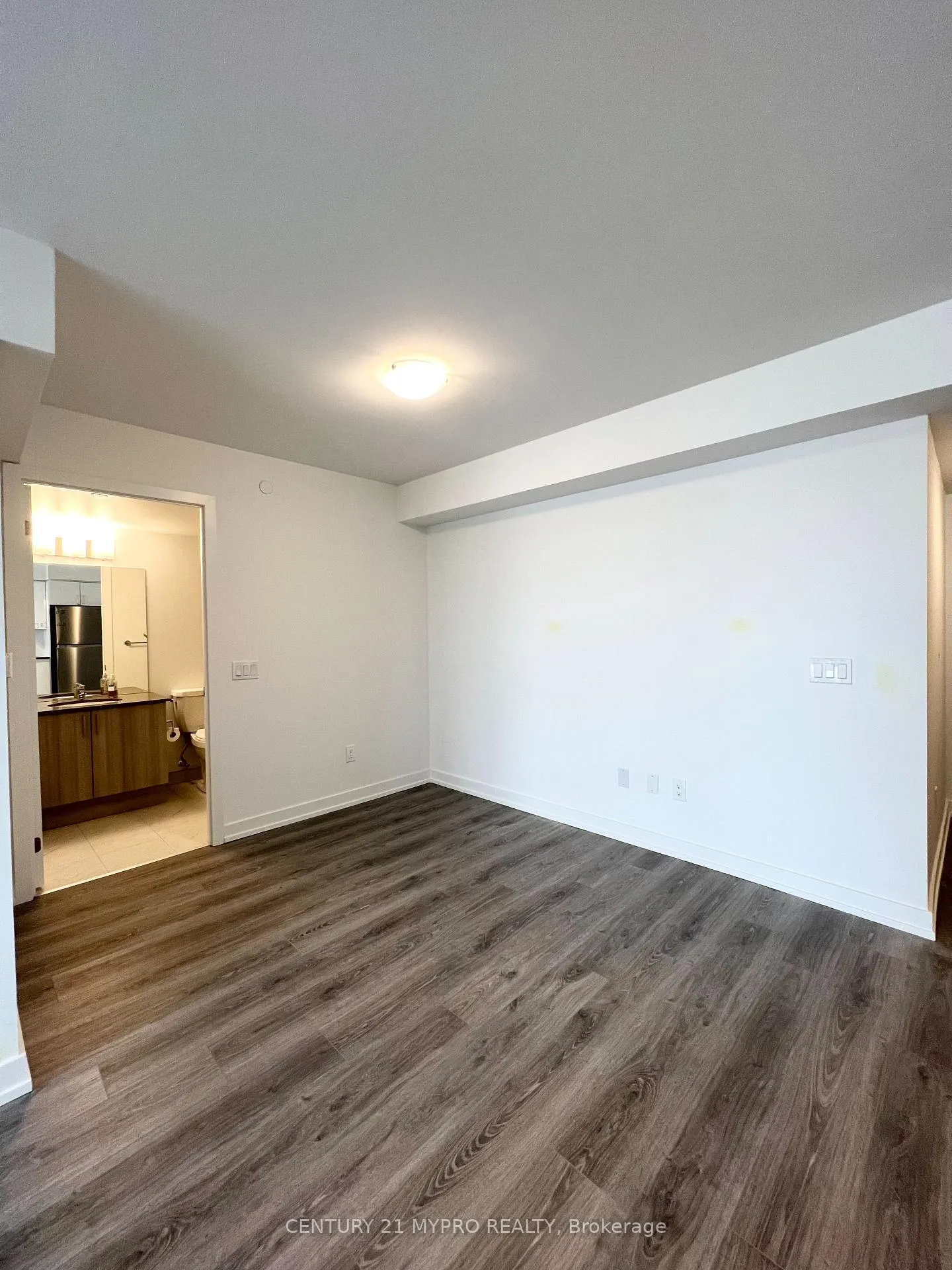 Photo 6 of Unit 1408, 1480 Bayly Street, Pickering, Bay Ridges — HOMEH