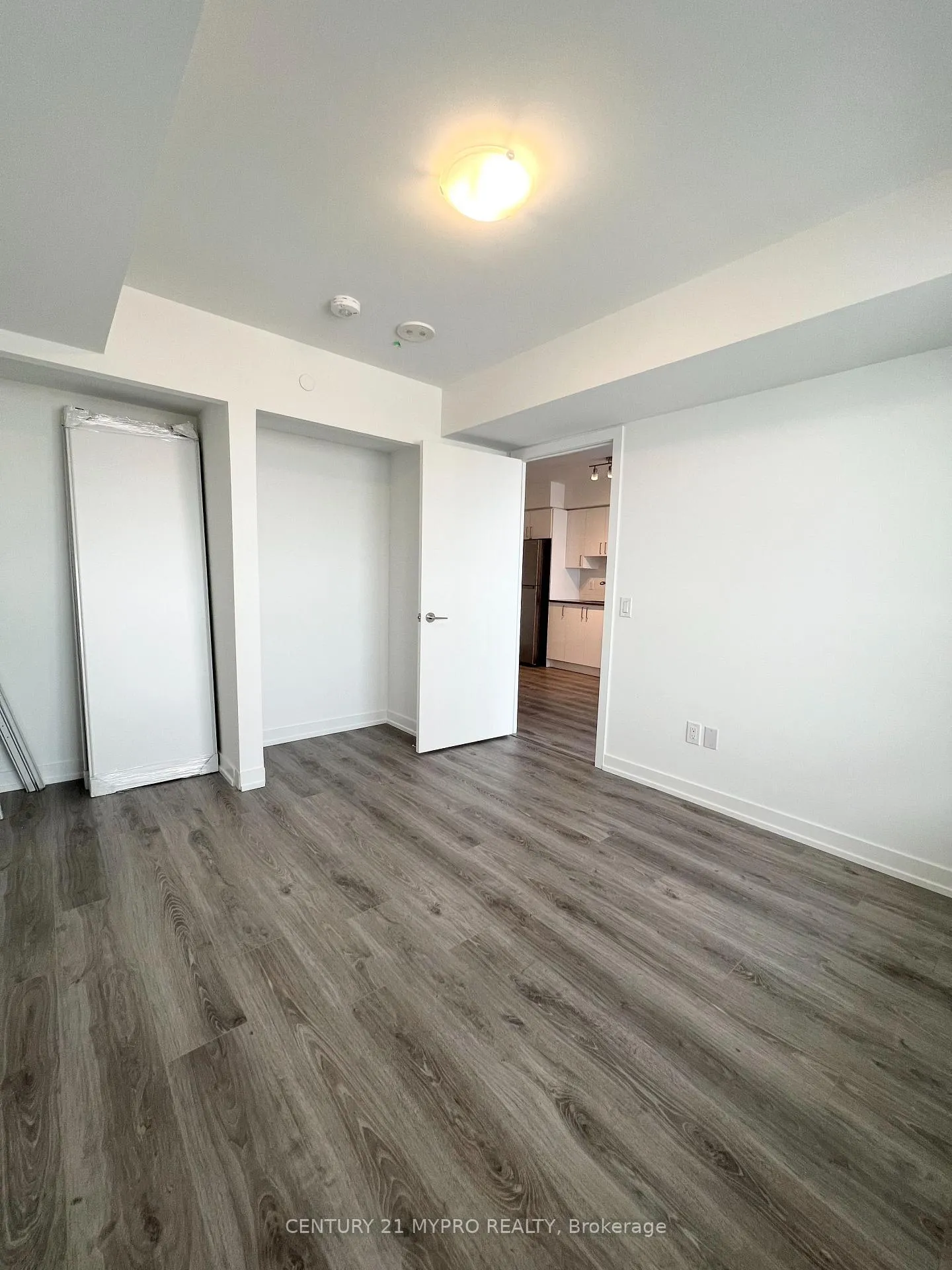 Photo 10 of Unit 1408, 1480 Bayly Street, Pickering, Bay Ridges — HOMEH