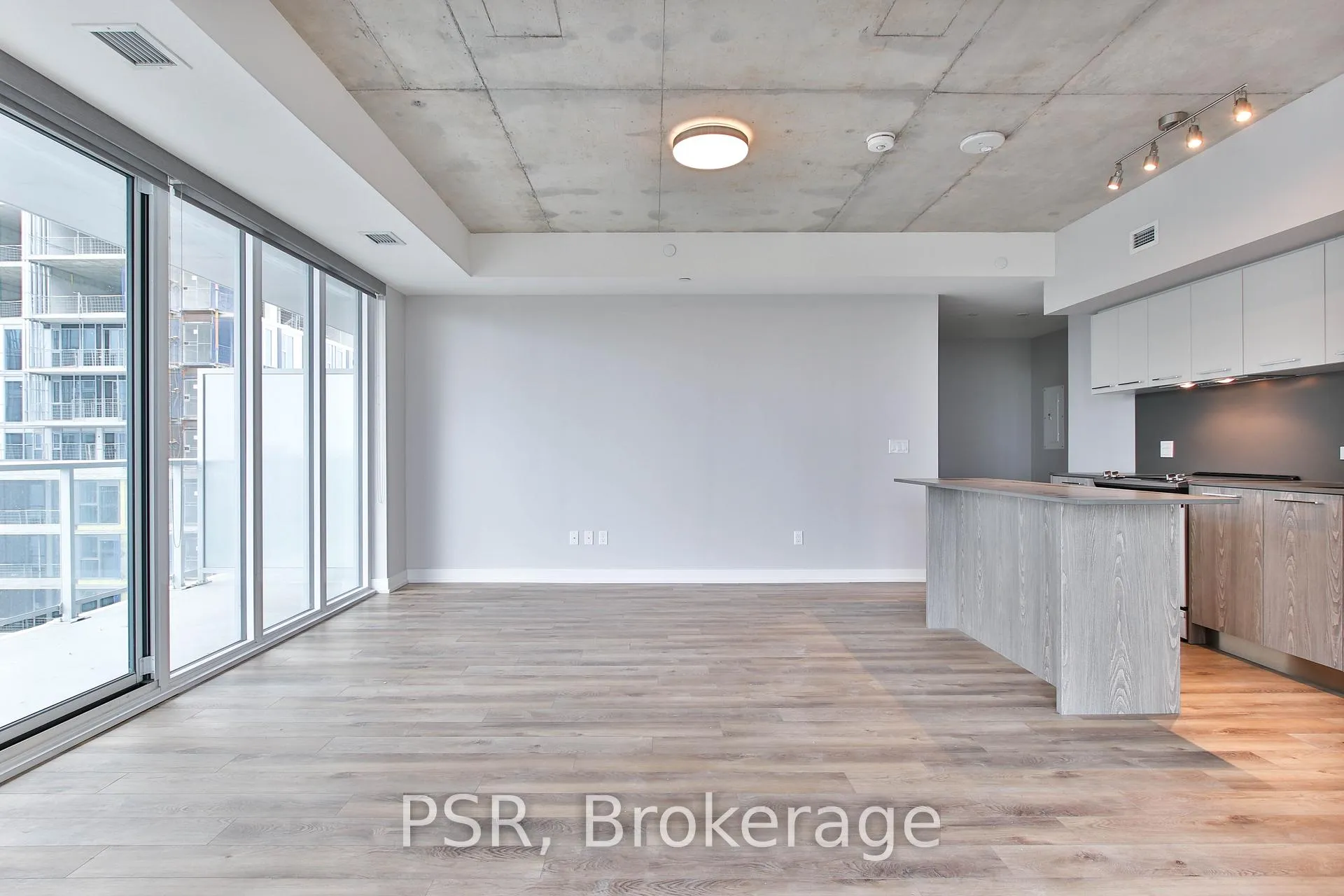 Photo 4 of Unit 707, 25 Baseball Place, Toronto, South Riverdale — HOMEH