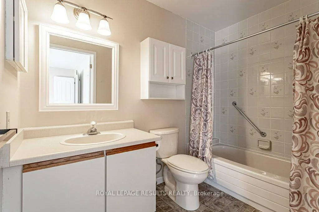 Photo 24 of 62 Edwin Crescent, Tillsonburg — HOMEH