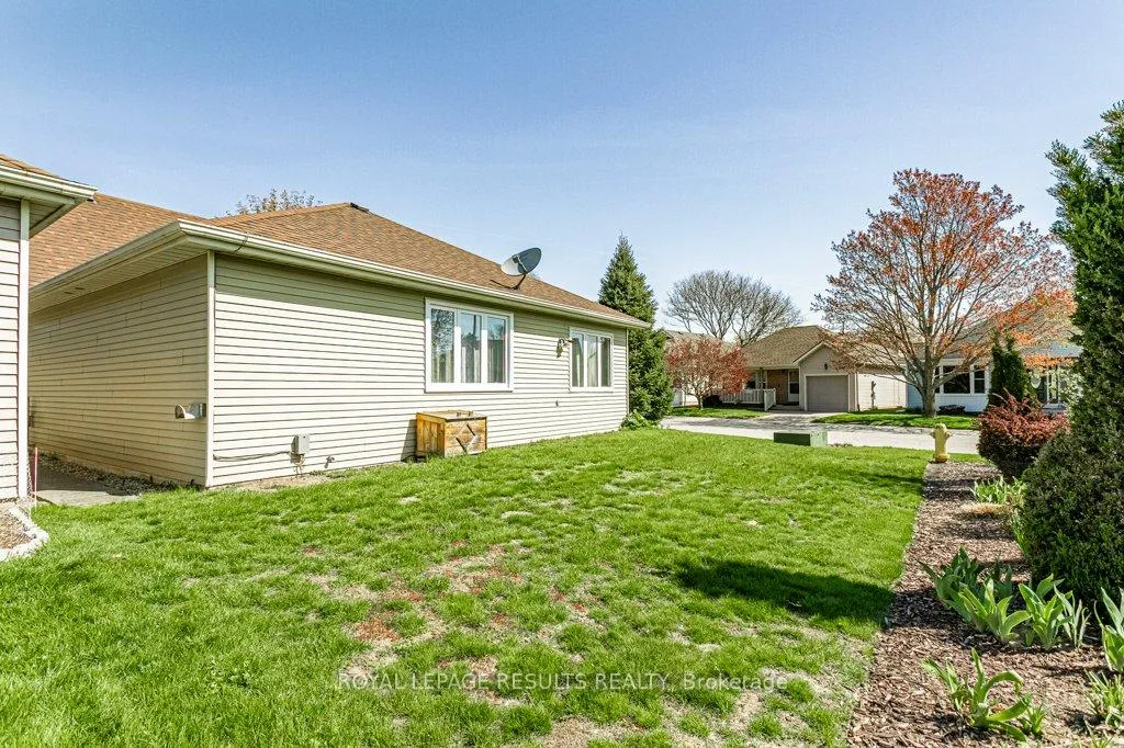 Photo 34 of 62 Edwin Crescent, Tillsonburg — HOMEH