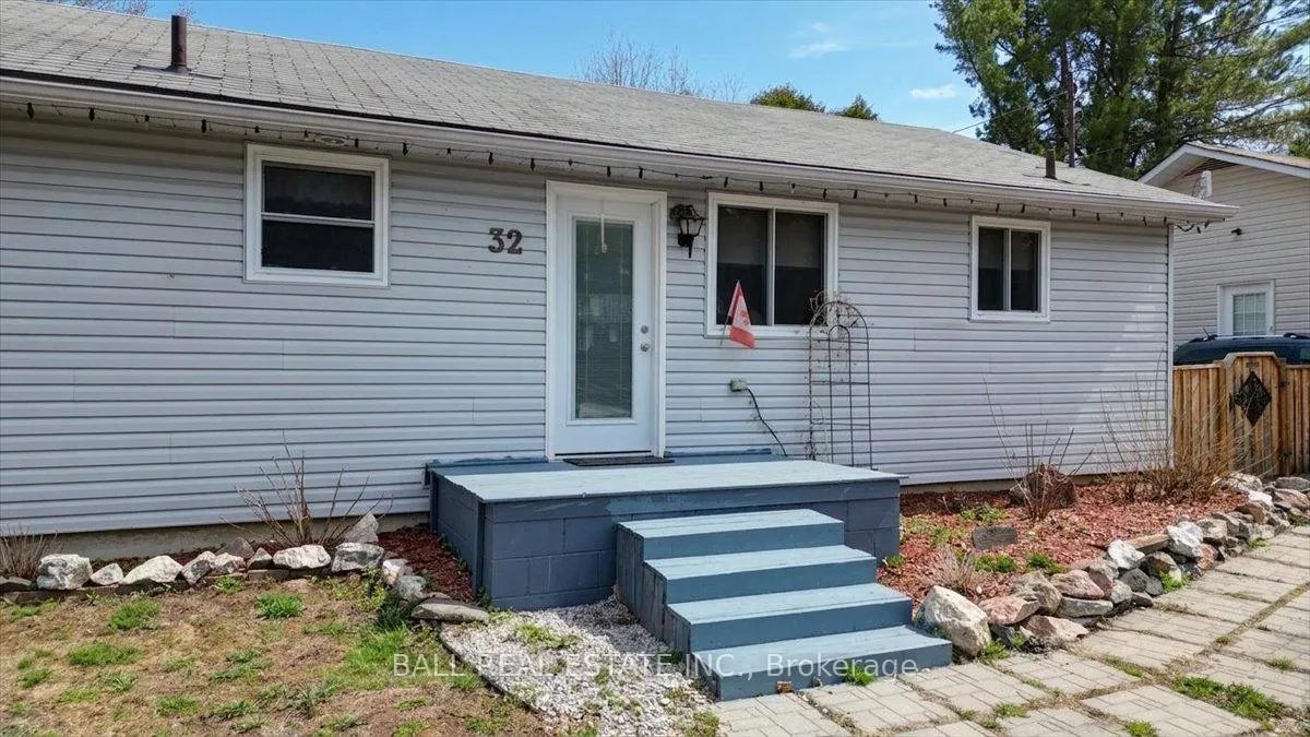 Photo 3 of 32 Hemlock Street, Highlands East, Bicroft Ward — HOMEH
