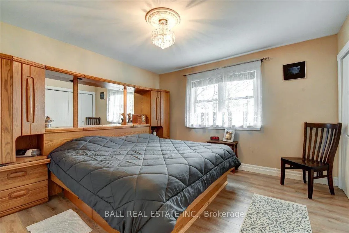 Photo 13 of 32 Hemlock Street, Highlands East, Bicroft Ward — HOMEH