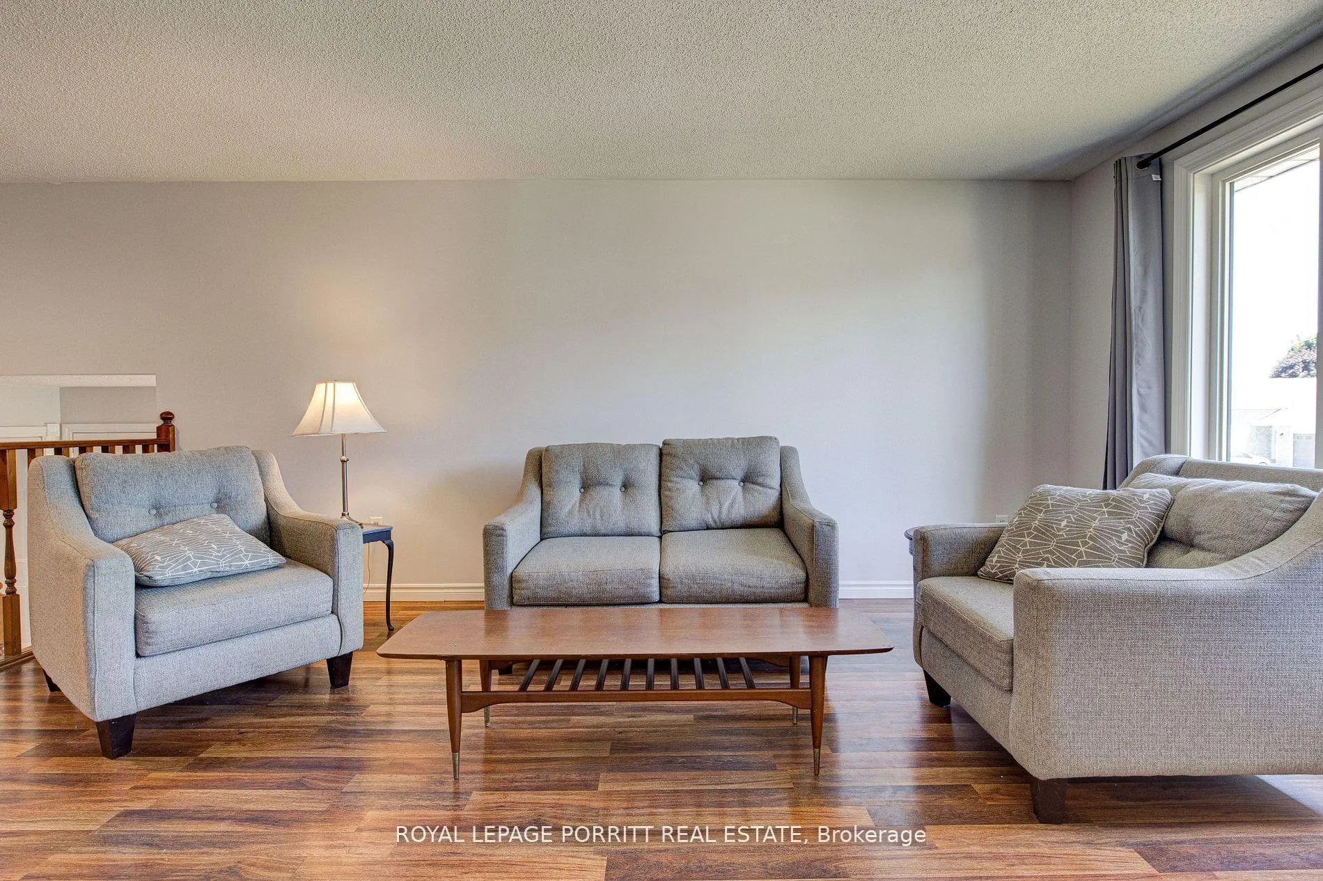Photo 13 of 55 Windsor Drive, Brant, South Dumfries — HOMEH