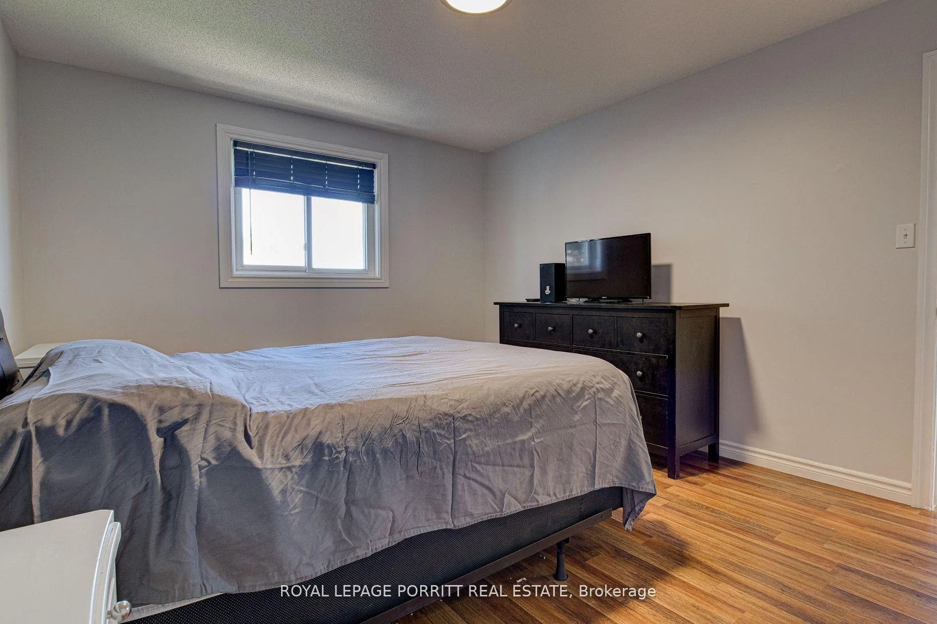 Photo 22 of 55 Windsor Drive, Brant, South Dumfries — HOMEH